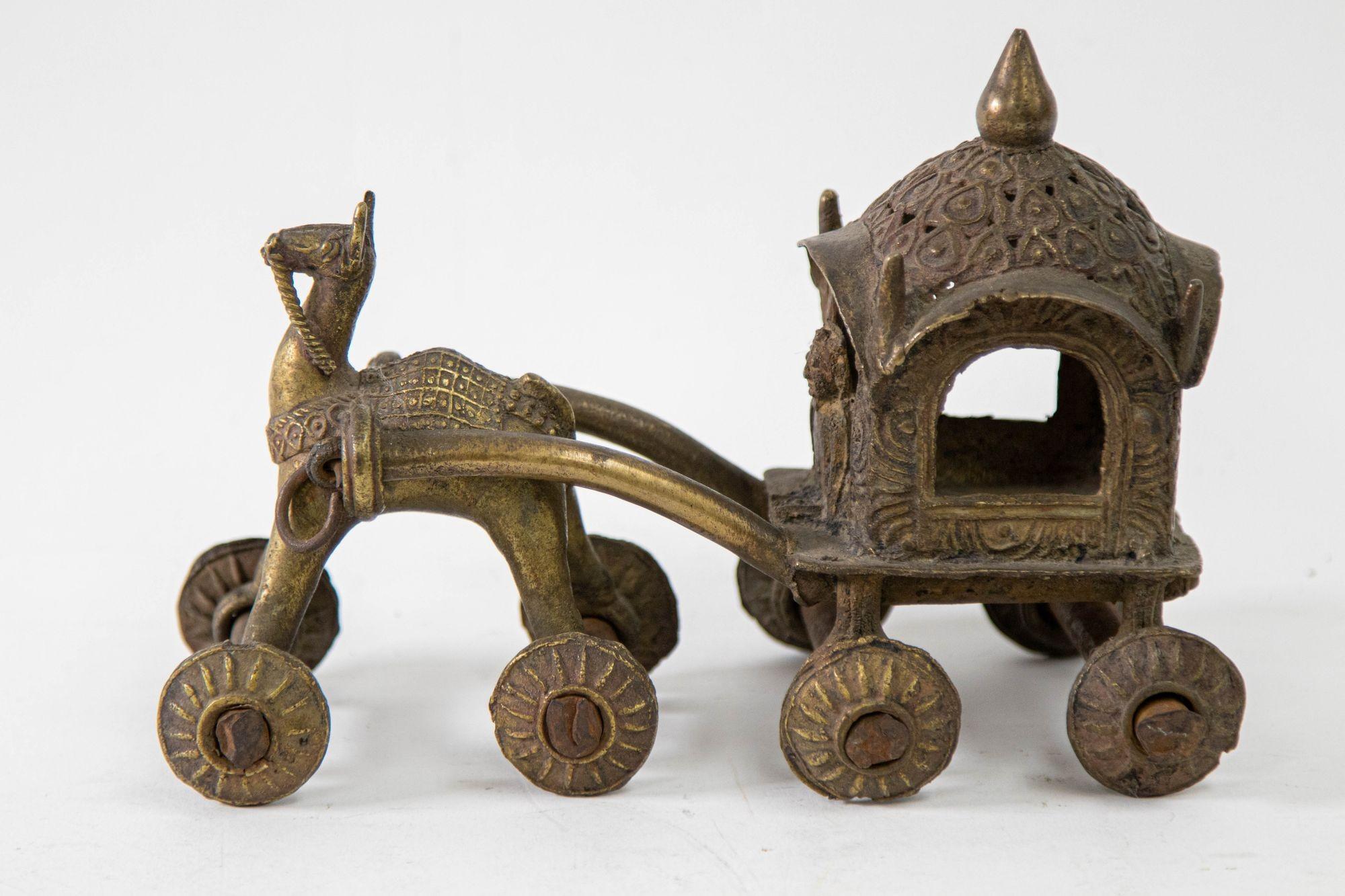 Hindu Bronze Horse and Chariot Temple Toy on Wheels India 1950s Collectible For Sale 8