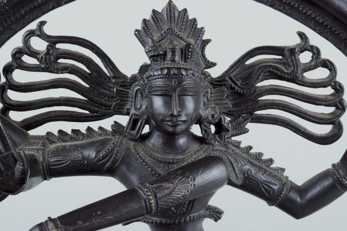 Indiano Scultura bronzea indù di Shiva. Probabilmente del XIX secolo. in vendita