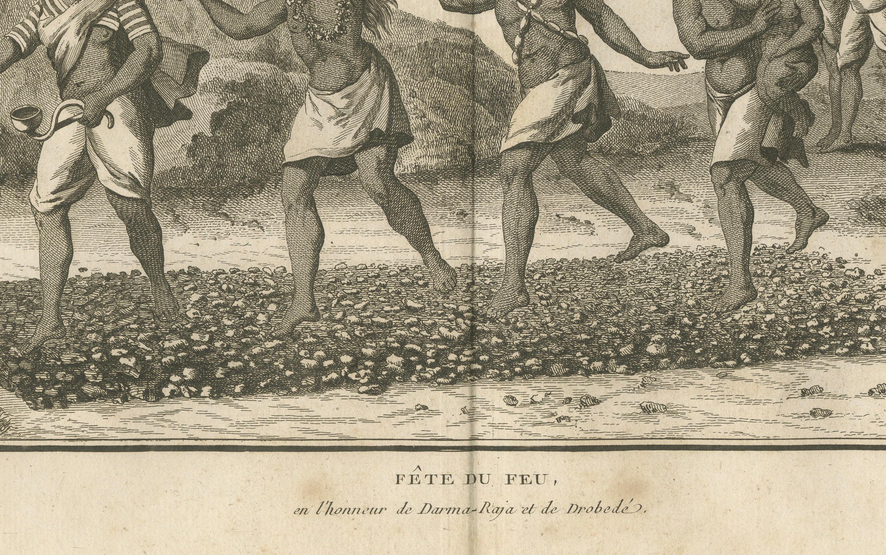 Hinduistische Feuerlaufzeremonie zu Ehren von Dharma Raja - Stich, 1806 (Französisch) im Angebot