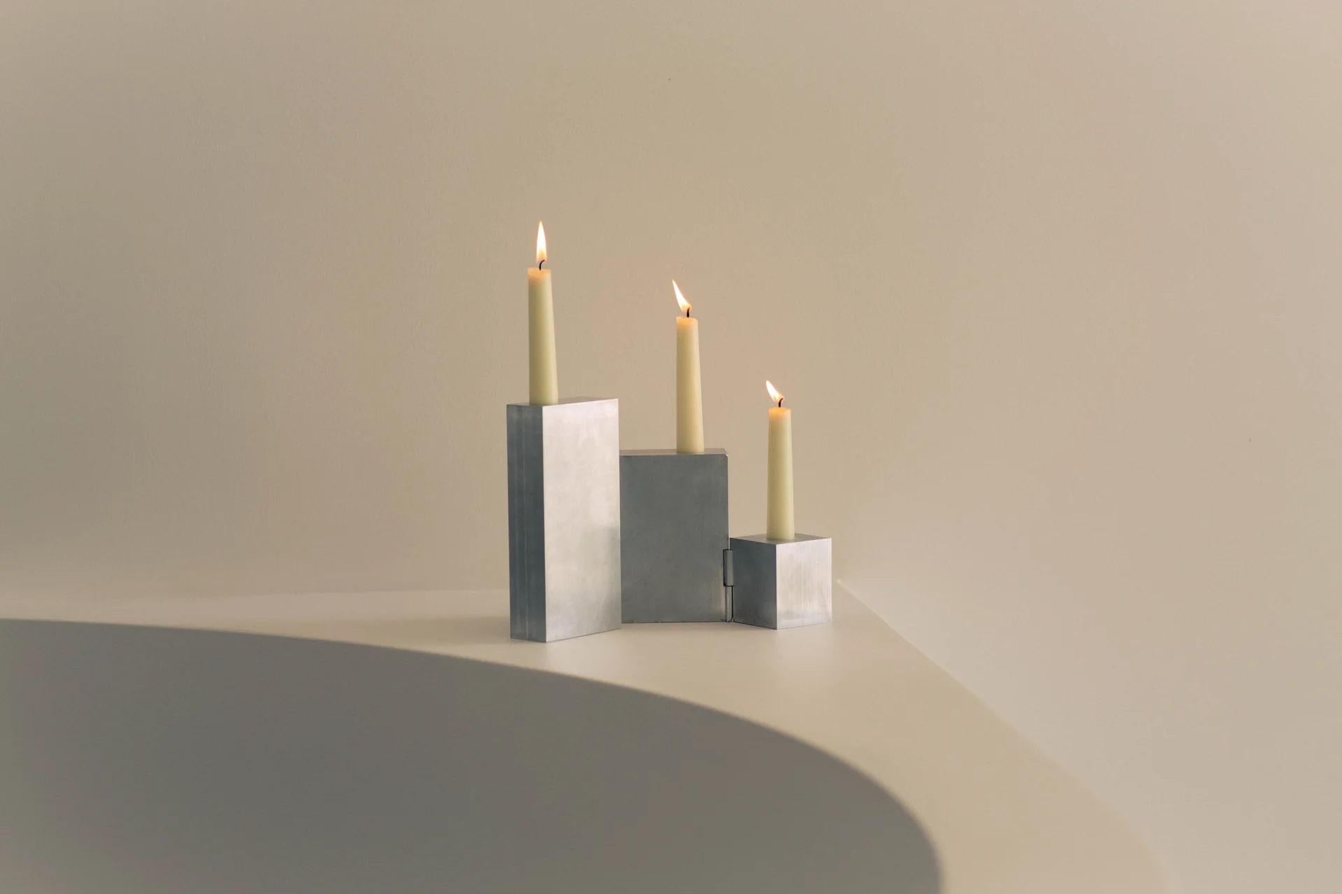 Contemporary Block Form Hinge Matte Aluminum Candelabra by Henry Wilson In condizioni Nuovo in vendita a Geneve, CH
