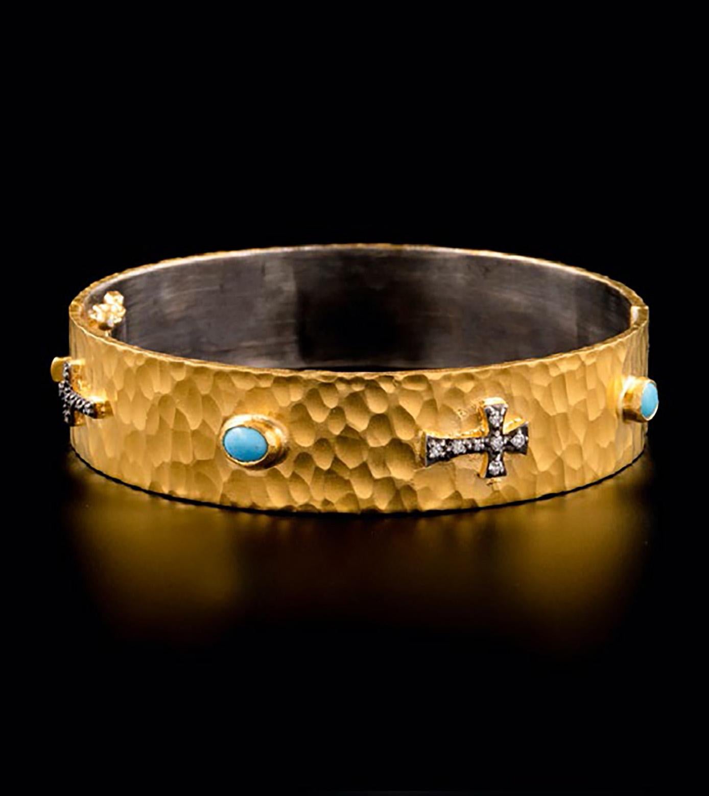 Hinge Bangle Bracelet with Crosses & Turquoise Diamonds & 24K Gold by Kurtulan In New Condition For Sale In Bozeman, MT