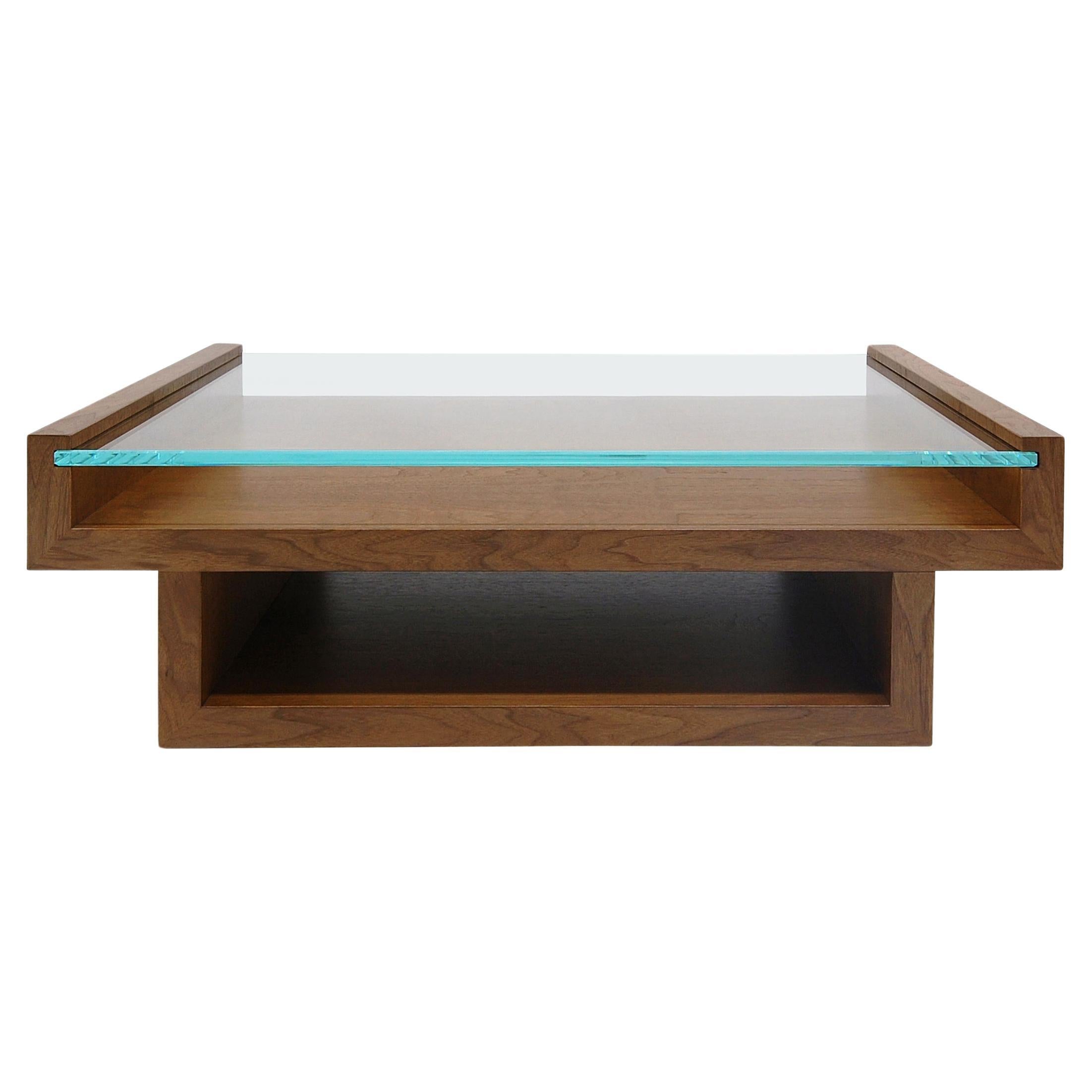 Table basse à charnière - Noyer avec plateau en verre sur mesure  en vente