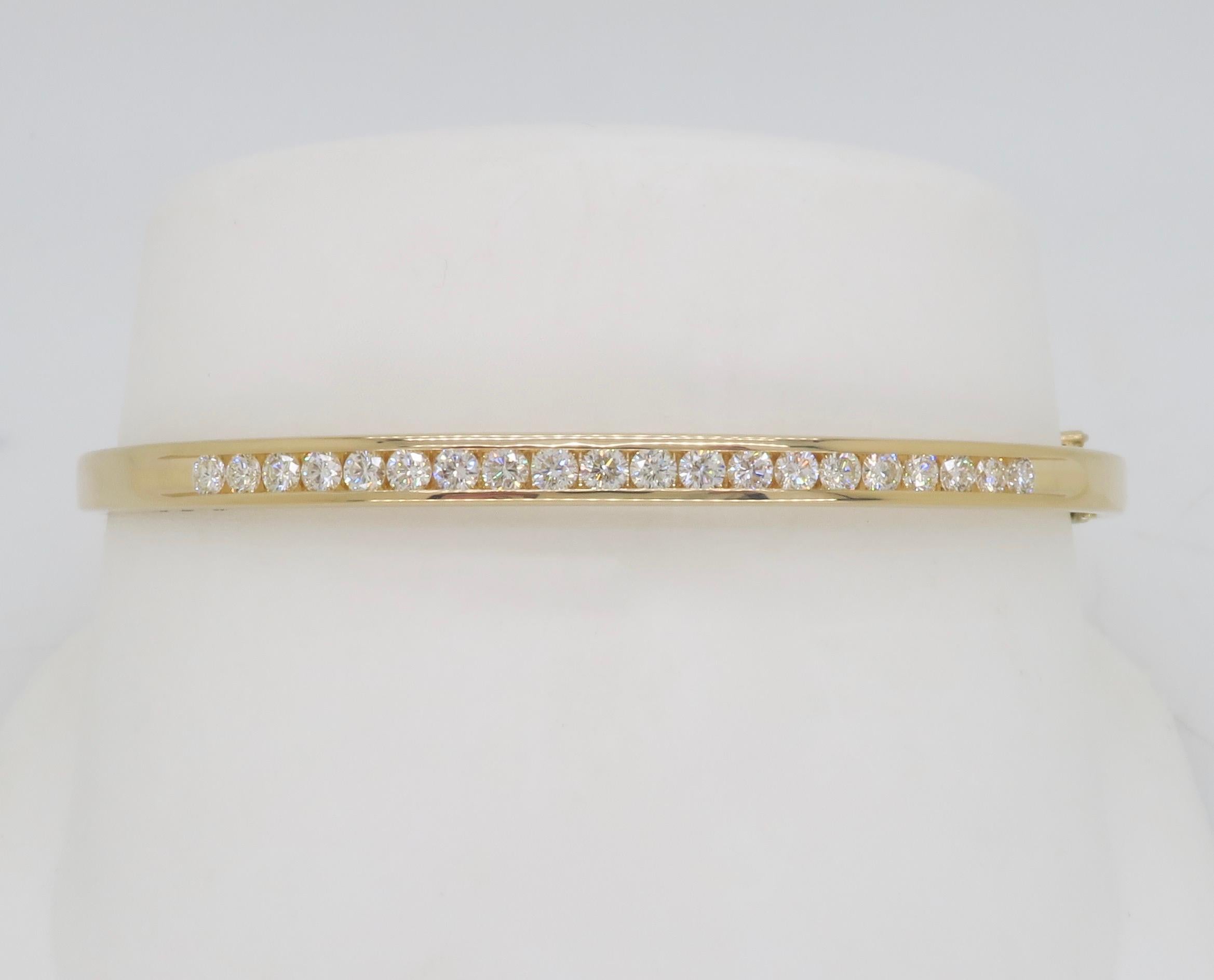 Round Cut Hinge Diamond Bangle Bracelet in 14k Yellow Gold 