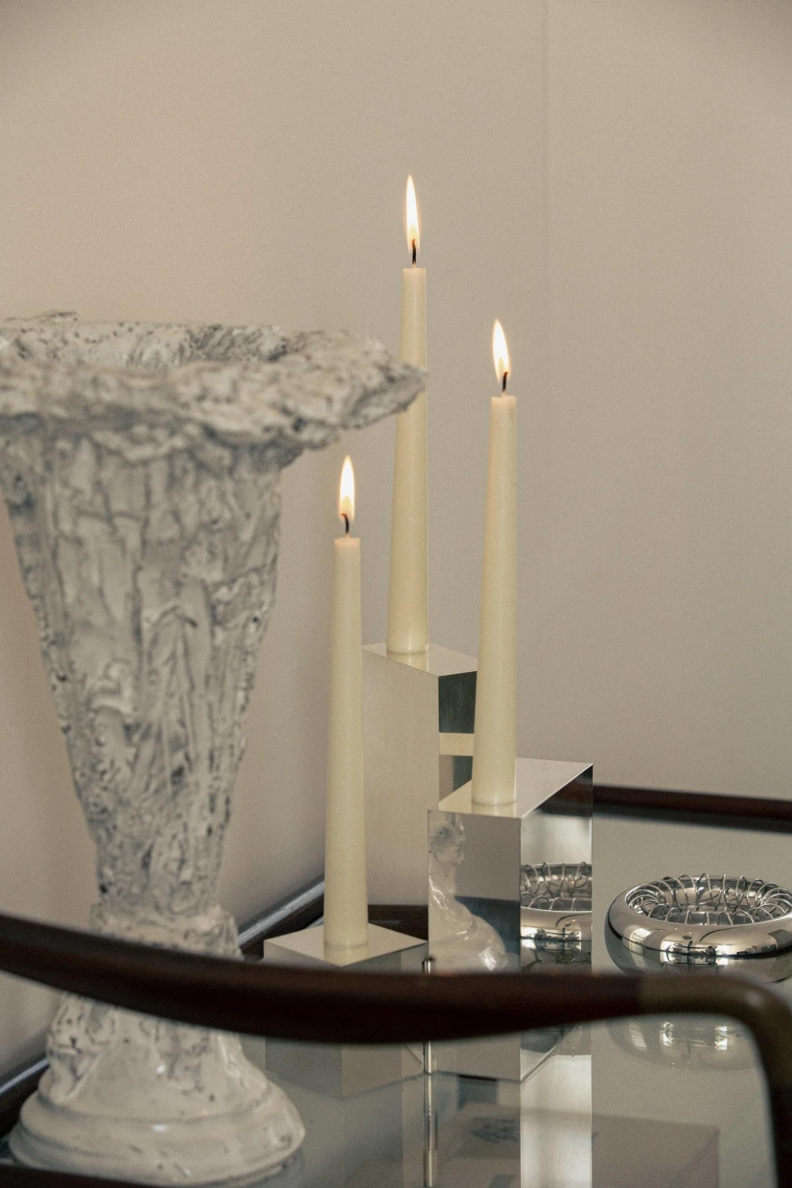 Moderno Contemporary Hinge Polished Silver Candelabra Candle Holders by Henry Wilson in vendita