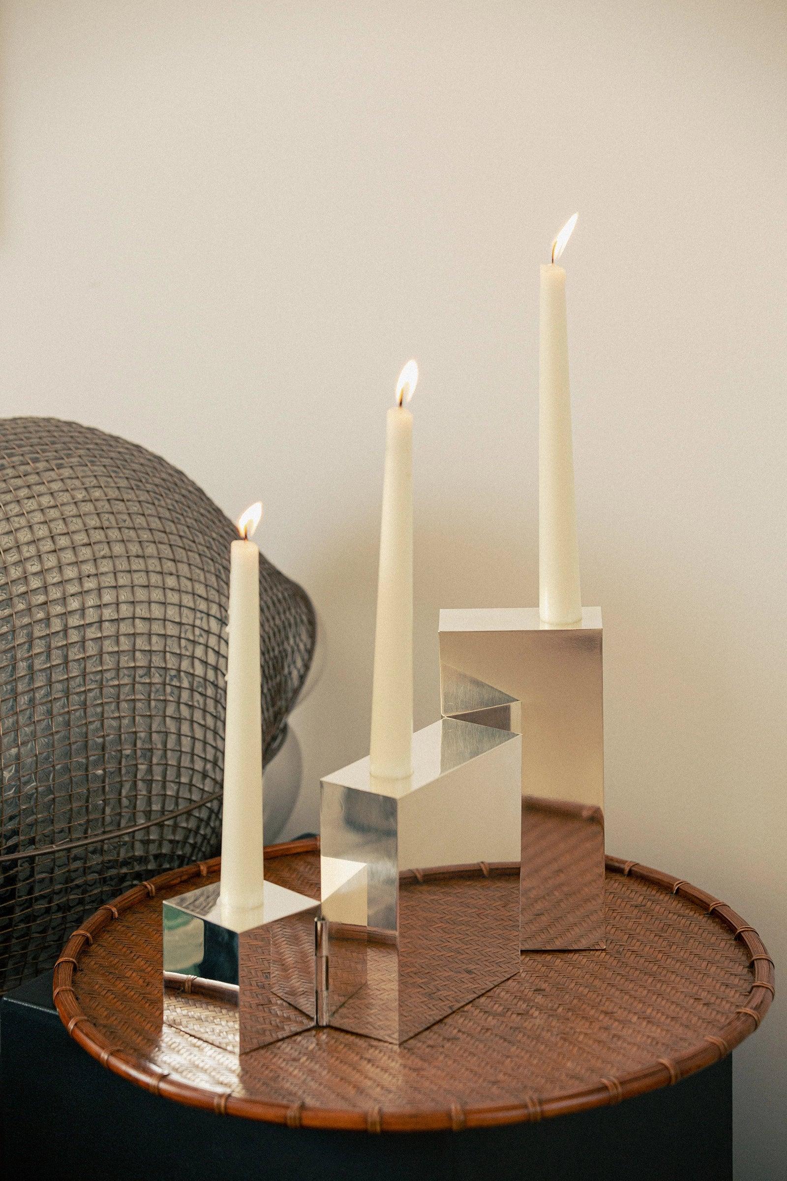 Contemporary Hinge Polished Silver Candelabra Candle Holders by Henry Wilson In condizioni Nuovo in vendita a Geneve, CH