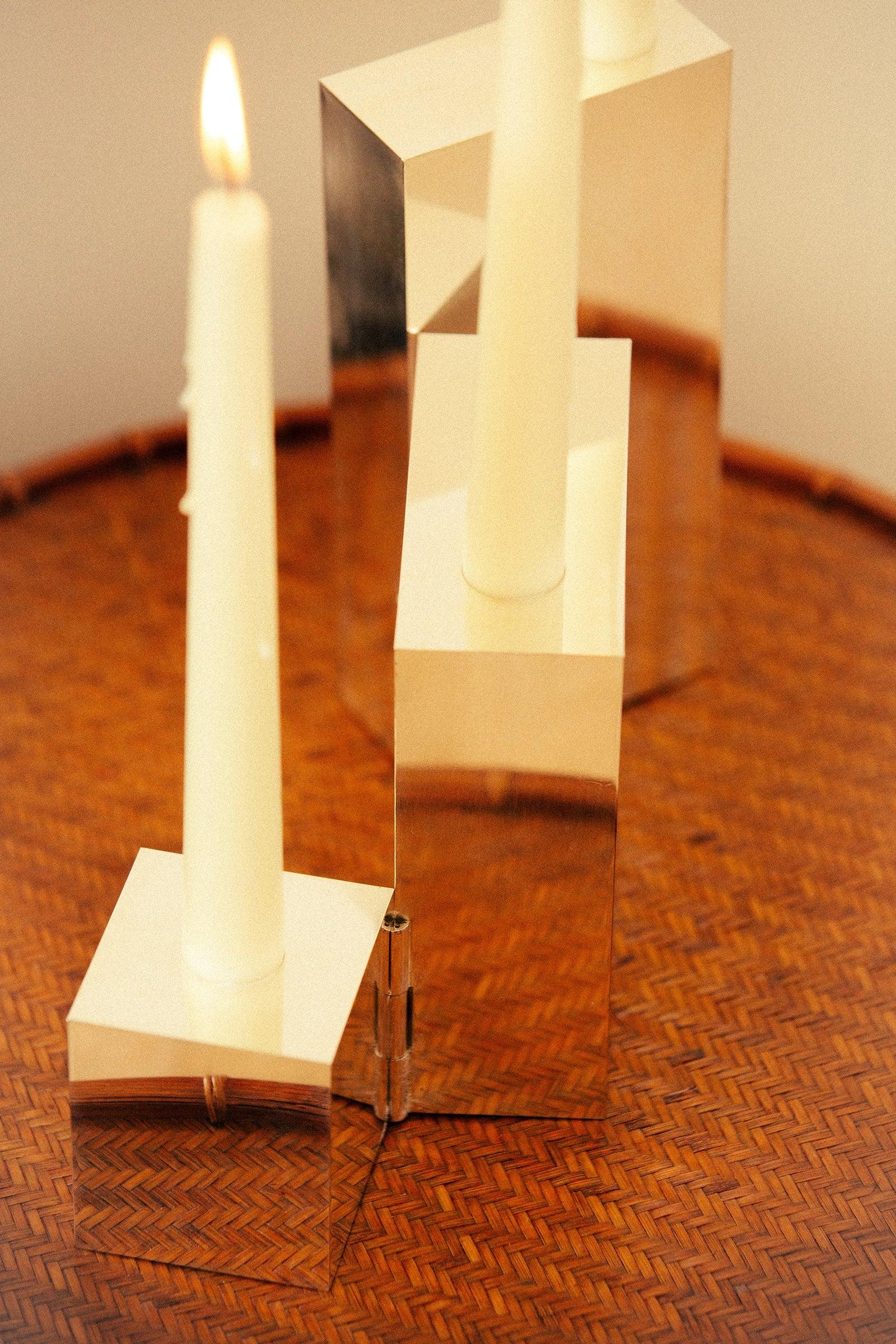 XXI secolo e contemporaneo Contemporary Hinge Polished Silver Candelabra Candle Holders by Henry Wilson in vendita