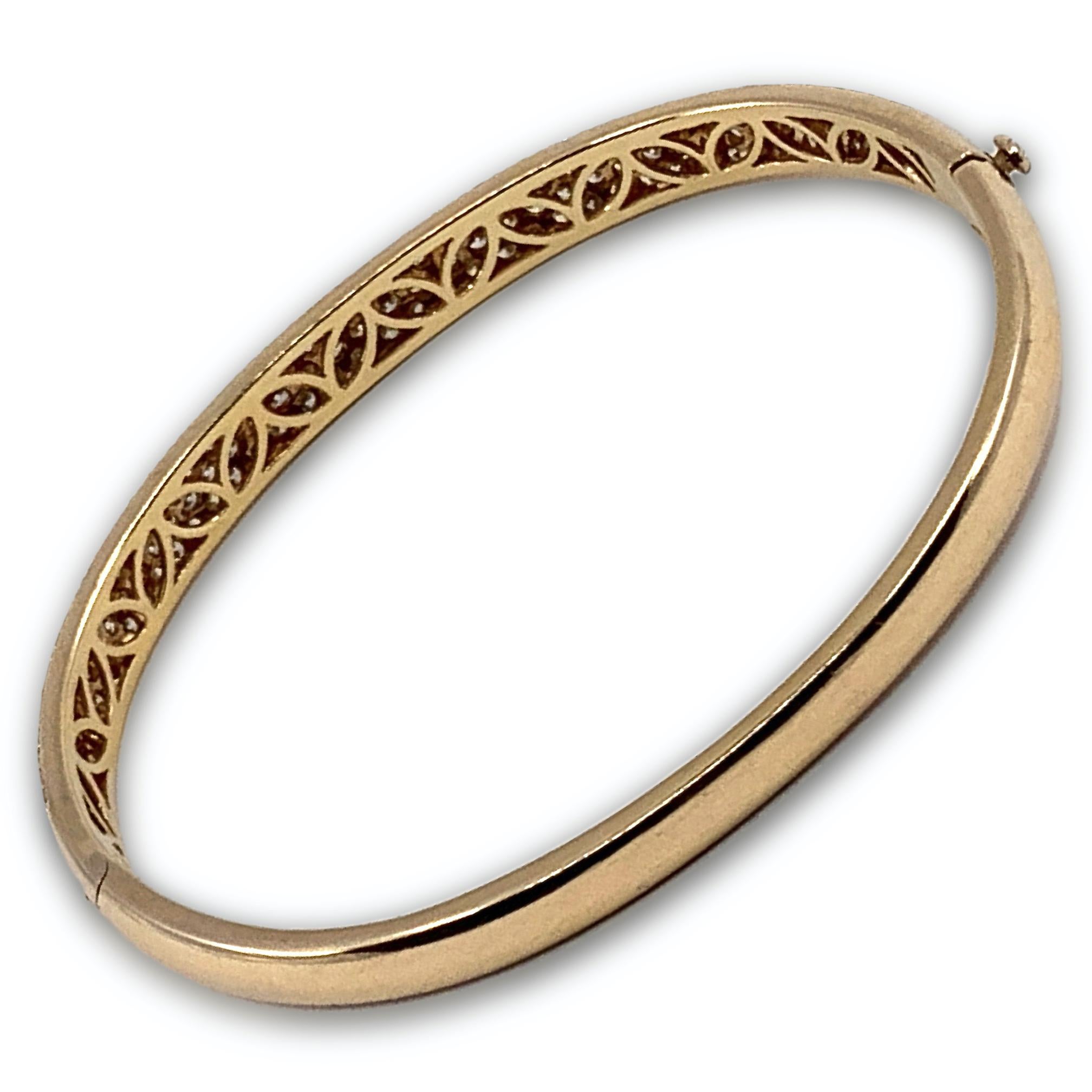 Armreif mit Scharnier und 2,50 Karat natürlichen Mikro-Pavé-Diamanten in 18K Roségold 1