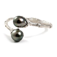 Hinged Bypass Bracelet in Sterling Silver with Tahitian Pearls