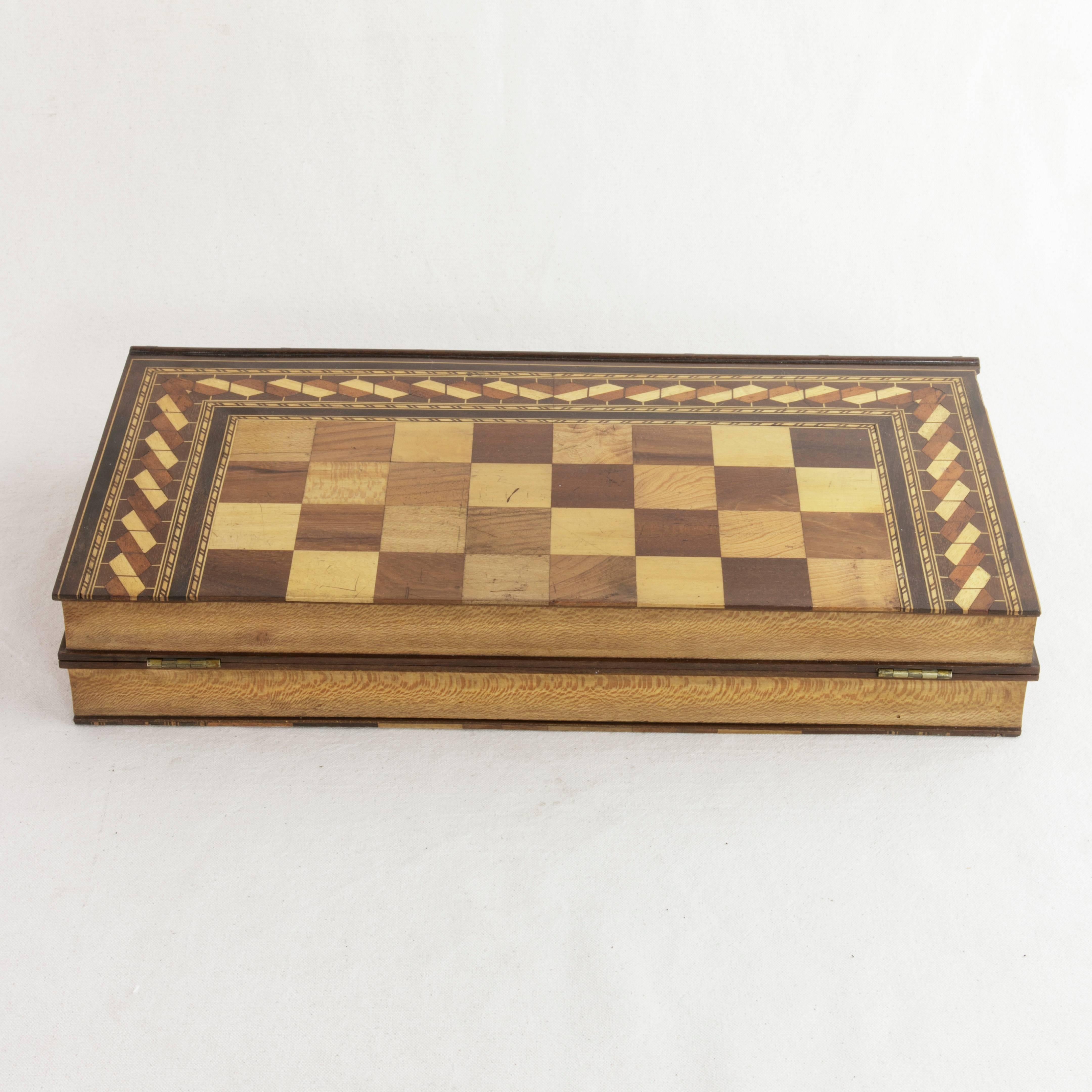 Hinged Marquetry Game Box for Chess, Checkers, Backgammon, Stacked Books Form In Excellent Condition In Fayetteville, AR