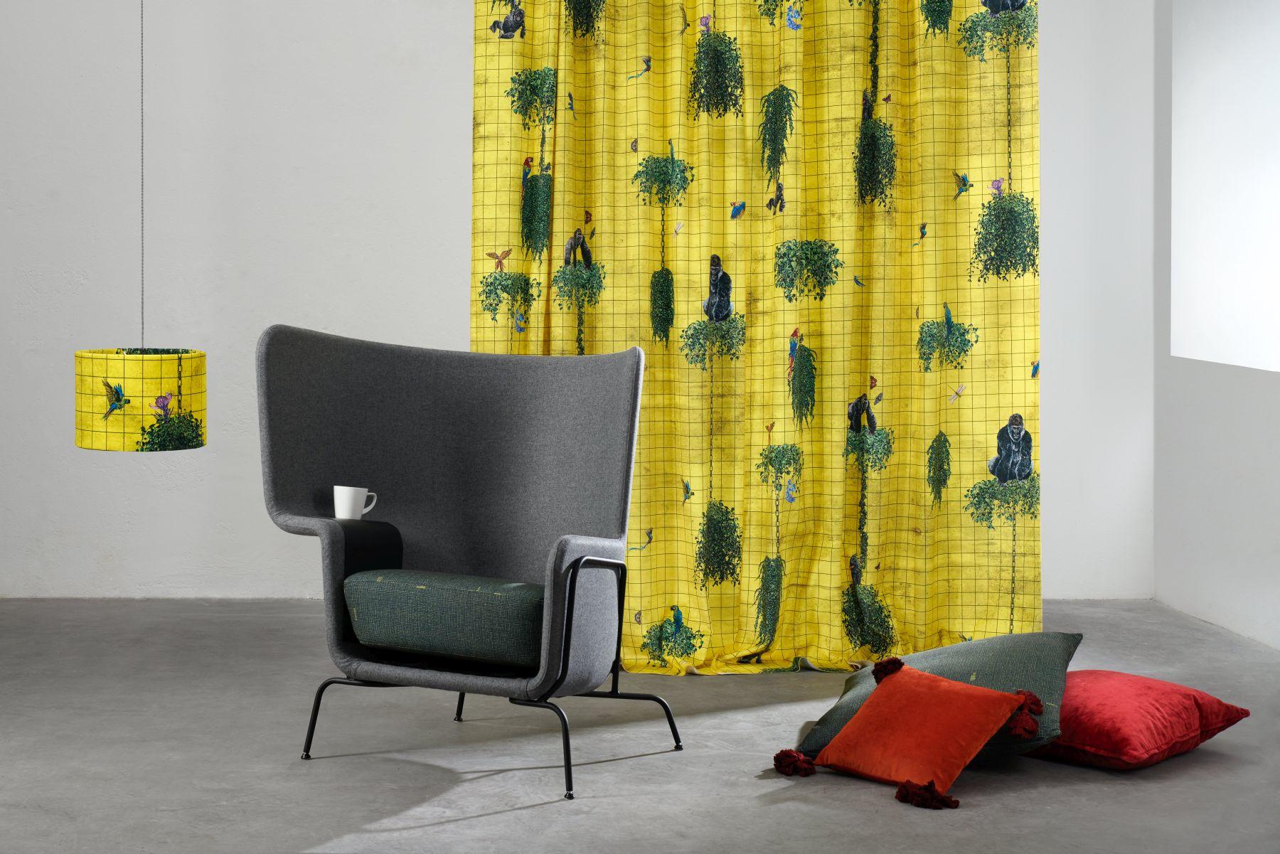 Postmoderne Fauteuil Hip en métal et tapisserie avec accoudoir droit par Quinti Sedute en vente