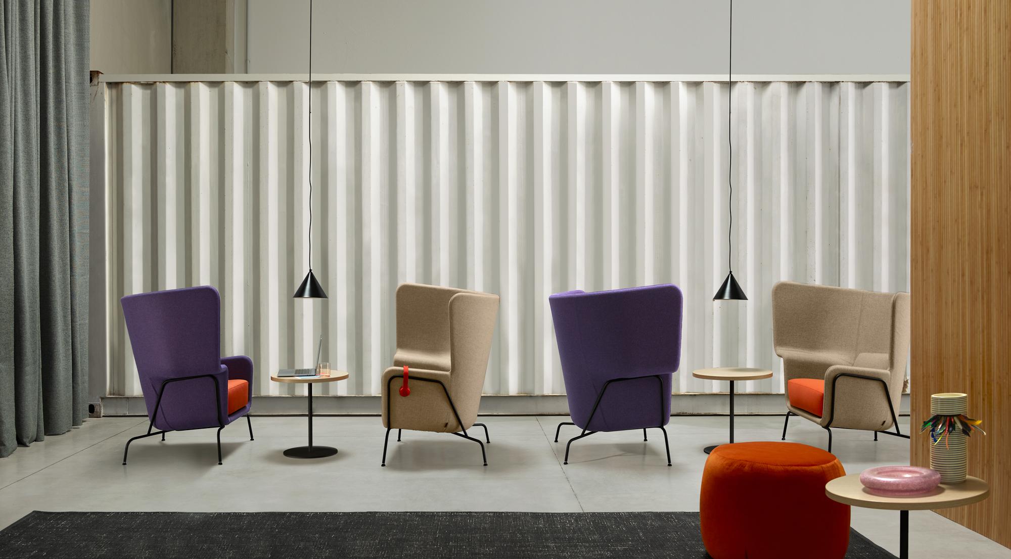 XXIe siècle et contemporain Fauteuil Hip en métal et tapisserie avec accoudoir droit par Quinti Sedute en vente