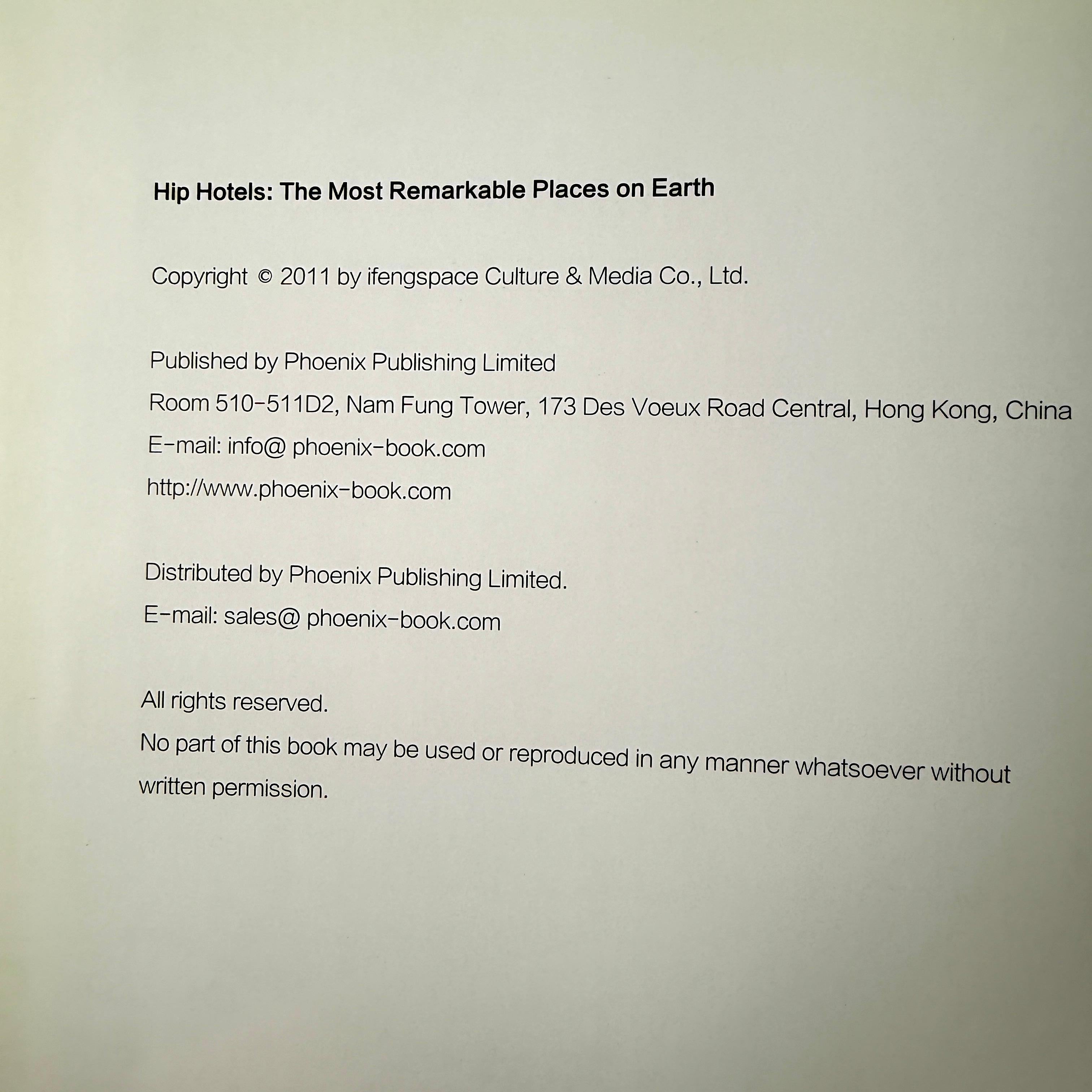 HIP Hotels, livre relié d'architecture et de design - 2011 en vente 1