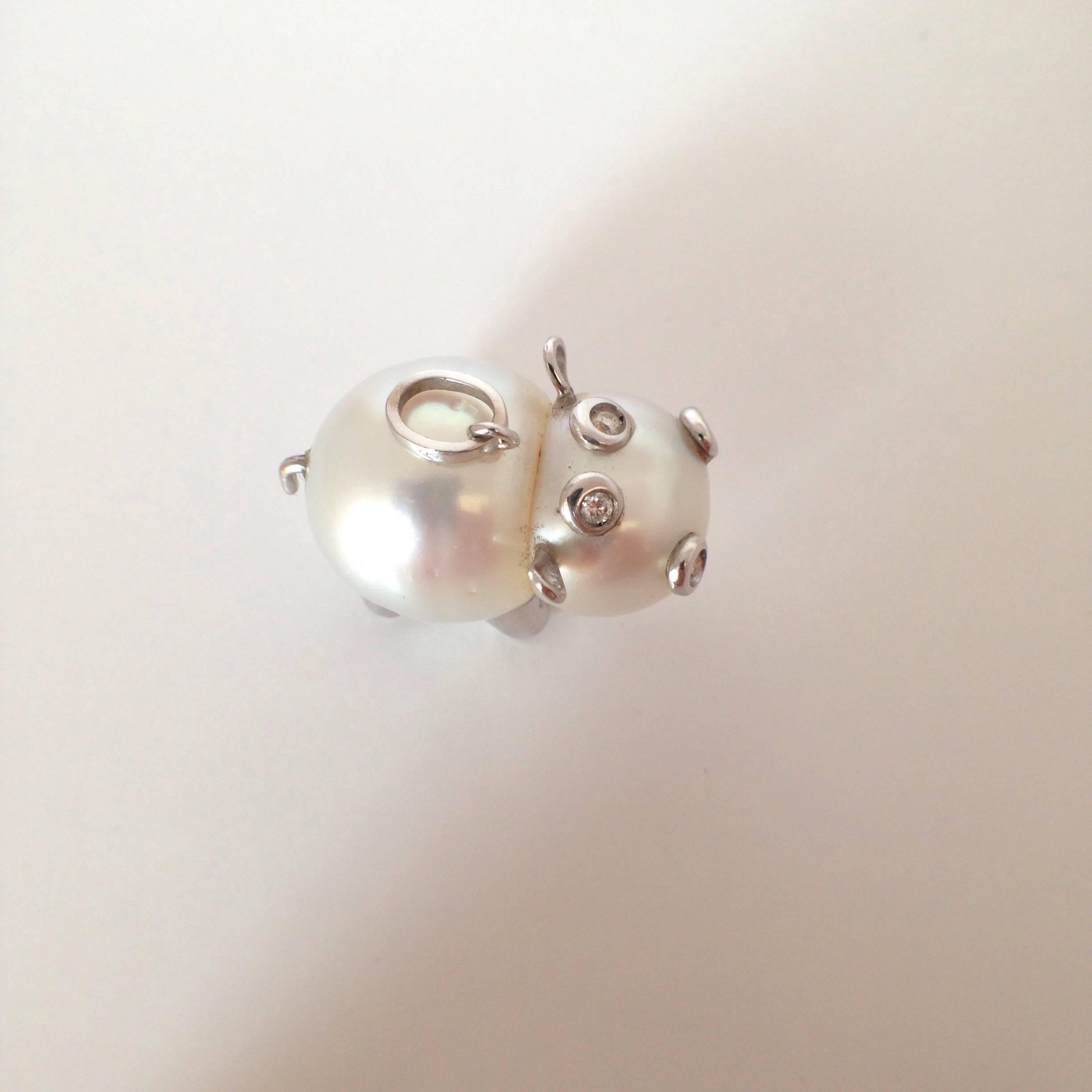 Petronilla Hippo White Diamond Australian Pearl 18K Gold Pendant/Necklace Italy 2