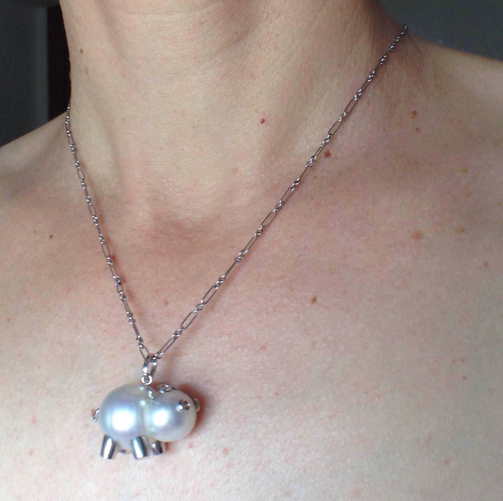 Petronilla Hippo White Diamond Australian Pearl 18K Gold Pendant/Necklace Italy 4