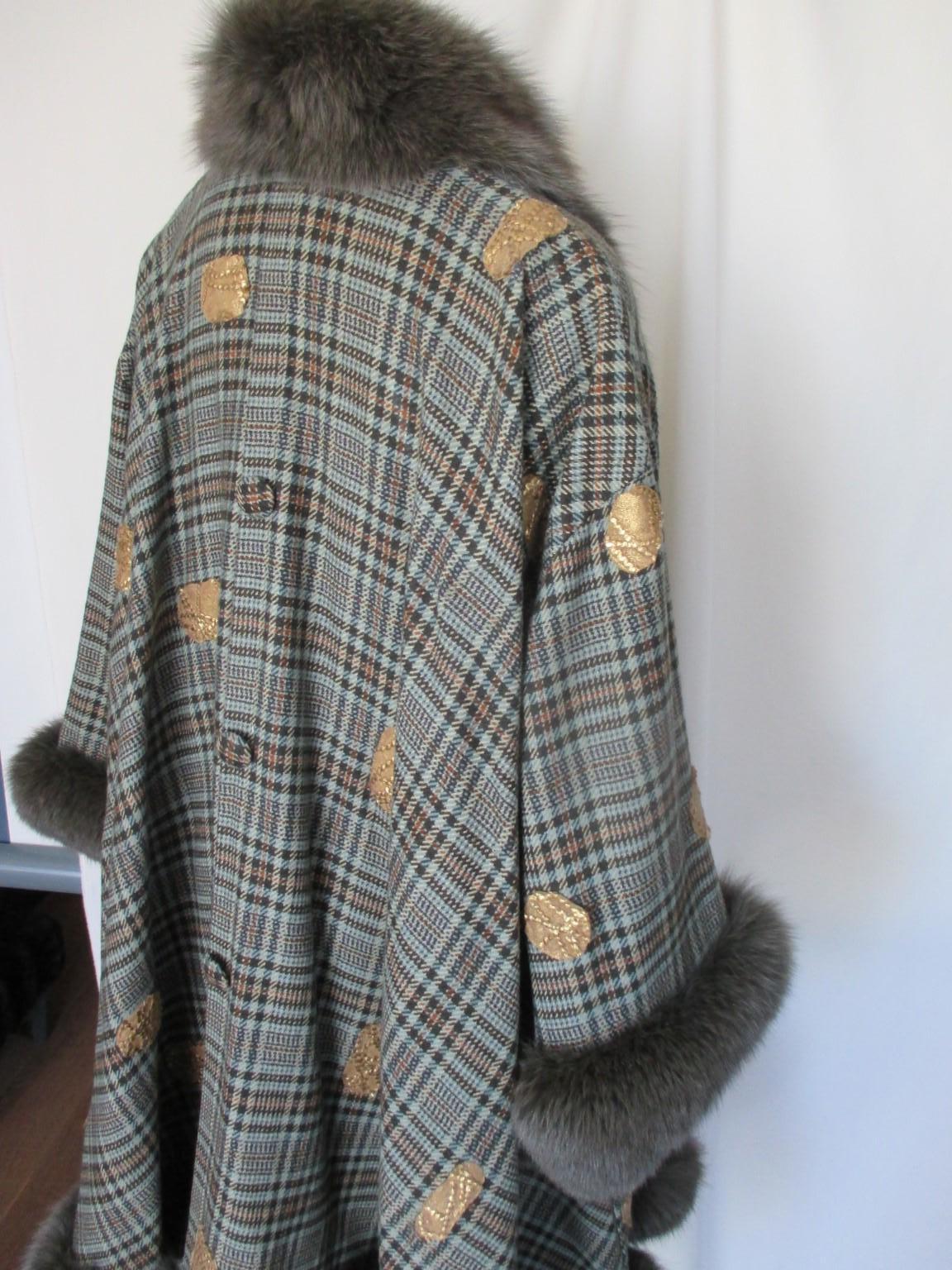  Hippy Chic Checked Wool Fox Fur Stole Cape For Sale 1