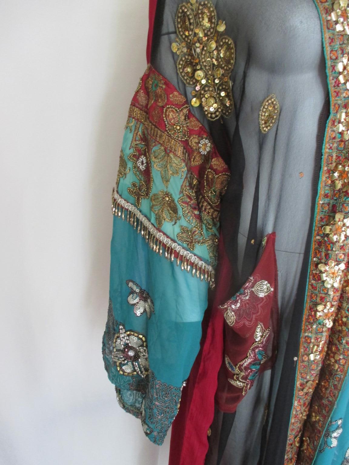 Hippy Style Gold Brocade Robe Coat In Good Condition For Sale In Amsterdam, NL