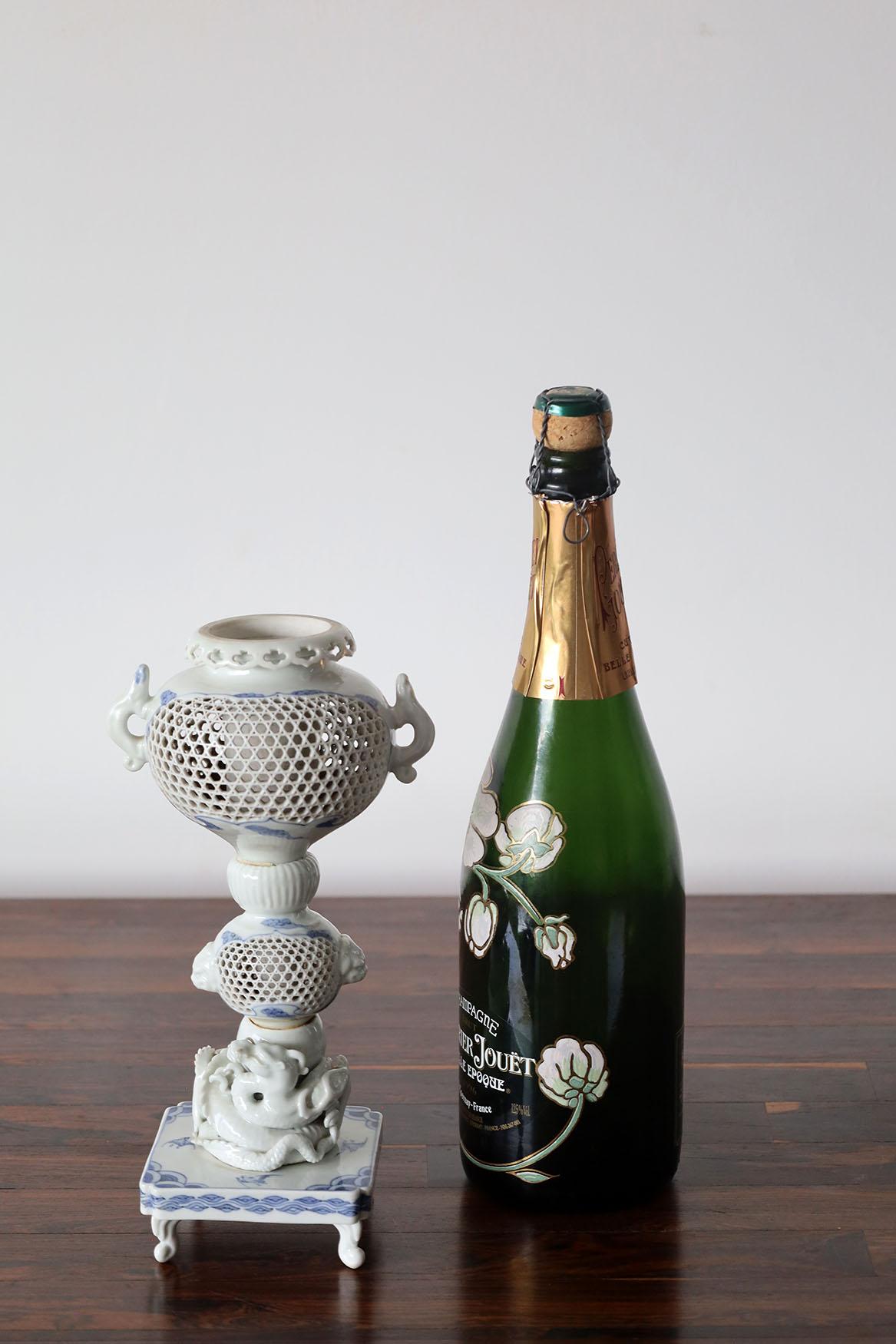 Hirado Porcelain Koro Censer  Meiji Dynasty For Sale 3