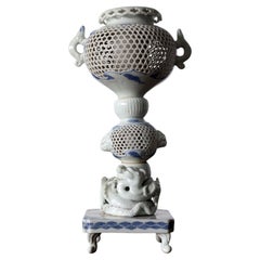 Hirado Porcelain Koro Censer  Meiji Dynasty