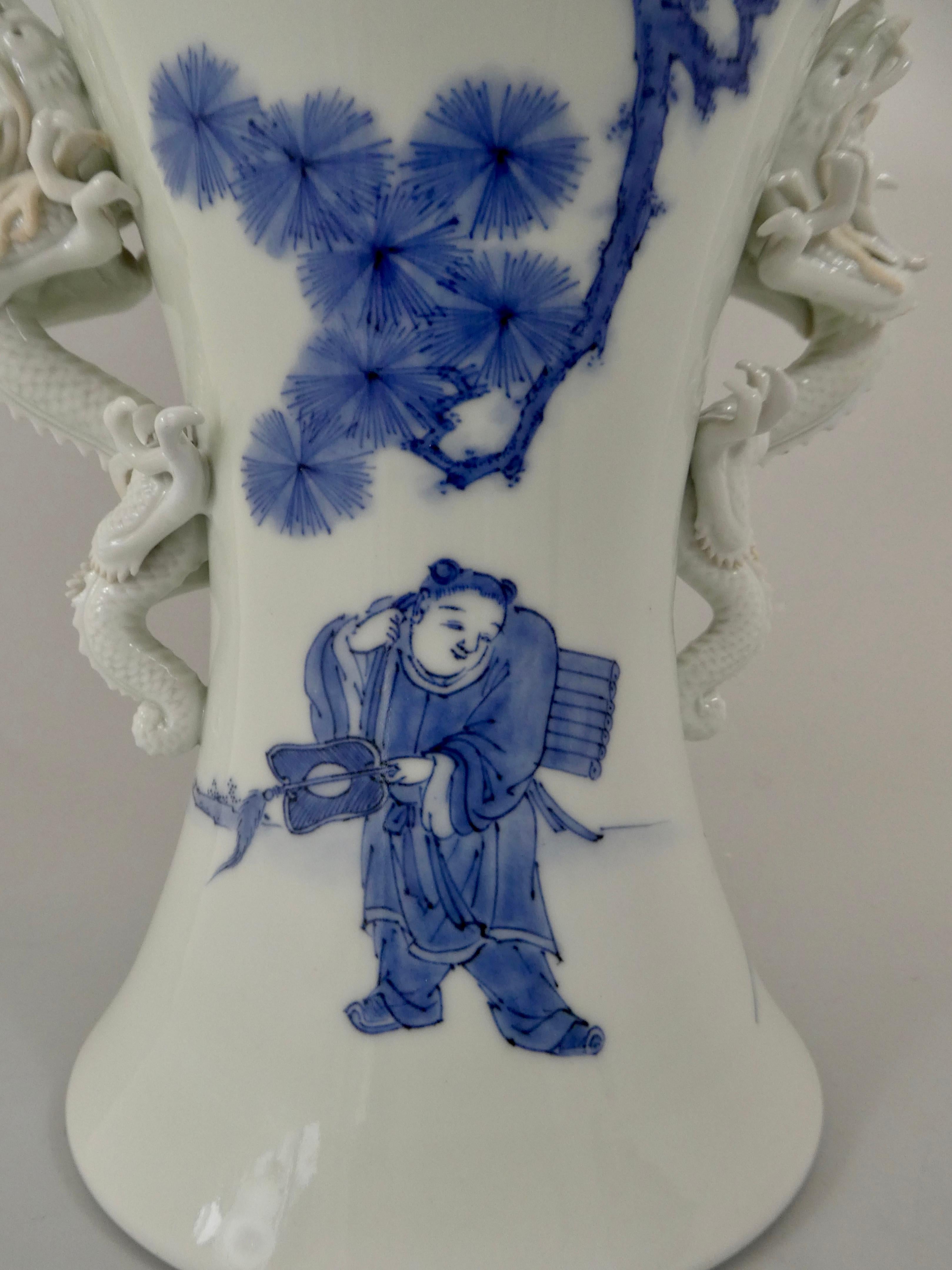 Hirado Porcelain Vase, Japanese, Meiji Period, 1868 -1912 In Good Condition In Gargrave, North Yorkshire