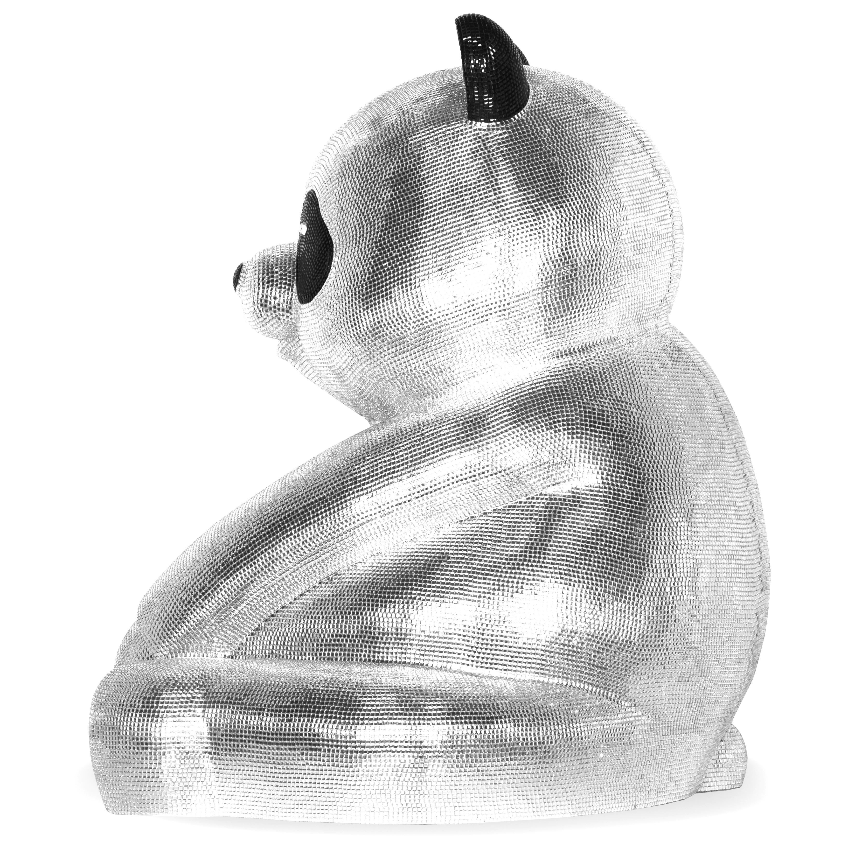 Le charme lustré d'un Pandasan :  Argentum Radiance en vente 3