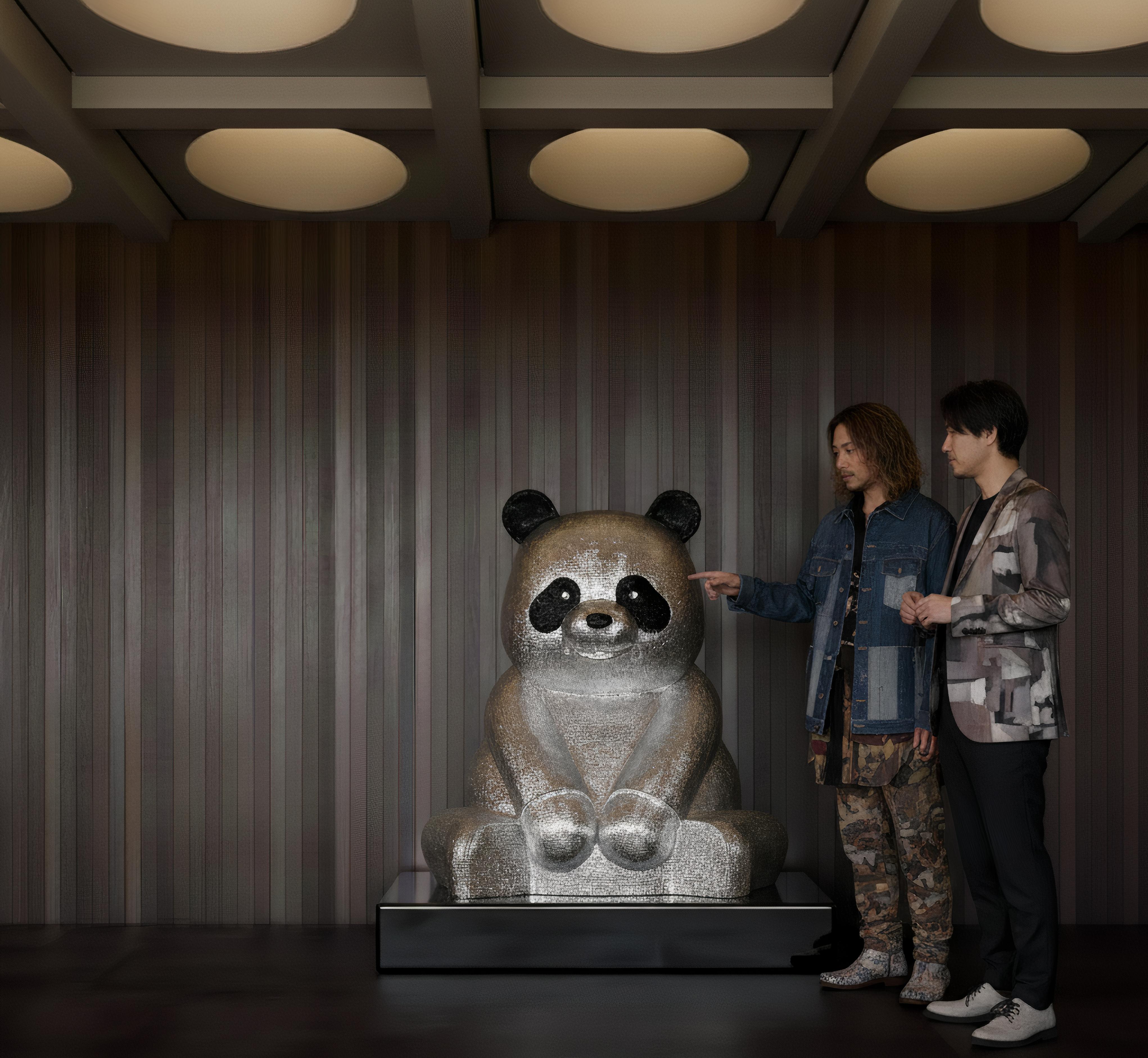 Le charme lustré d'un Pandasan :  Argentum Radiance en vente 4