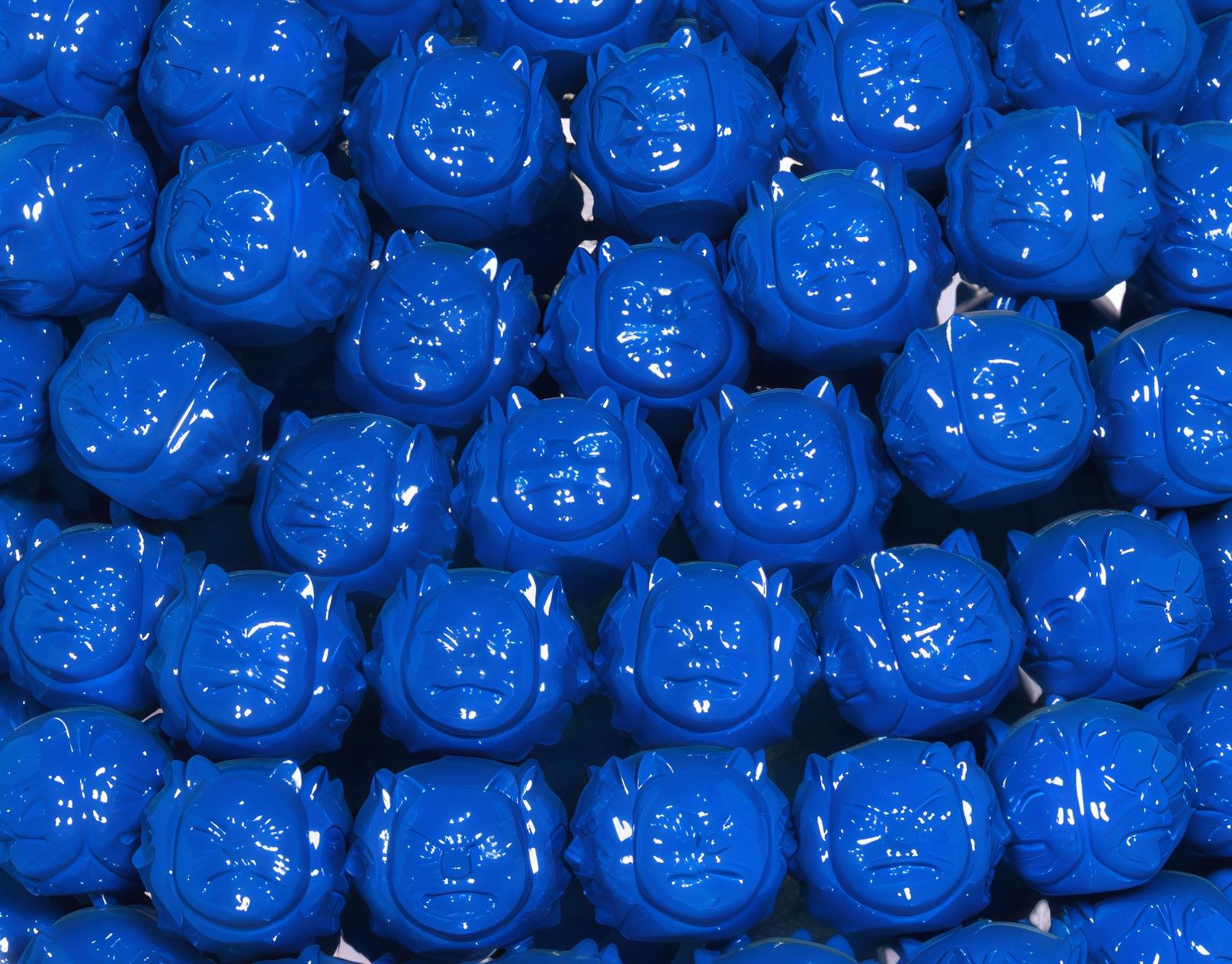 2017, édition de 8
Résine peinte et vernie
51 1/5 × 47 1/5 × 31 1/2 in - 130 × 120 × 80 cm
L'œuvre est signée par l'Artistics, gravée avec le numéro d'édition et la date sous les pieds.
Les œuvres sont accompagnées d'un certificat d'authenticité