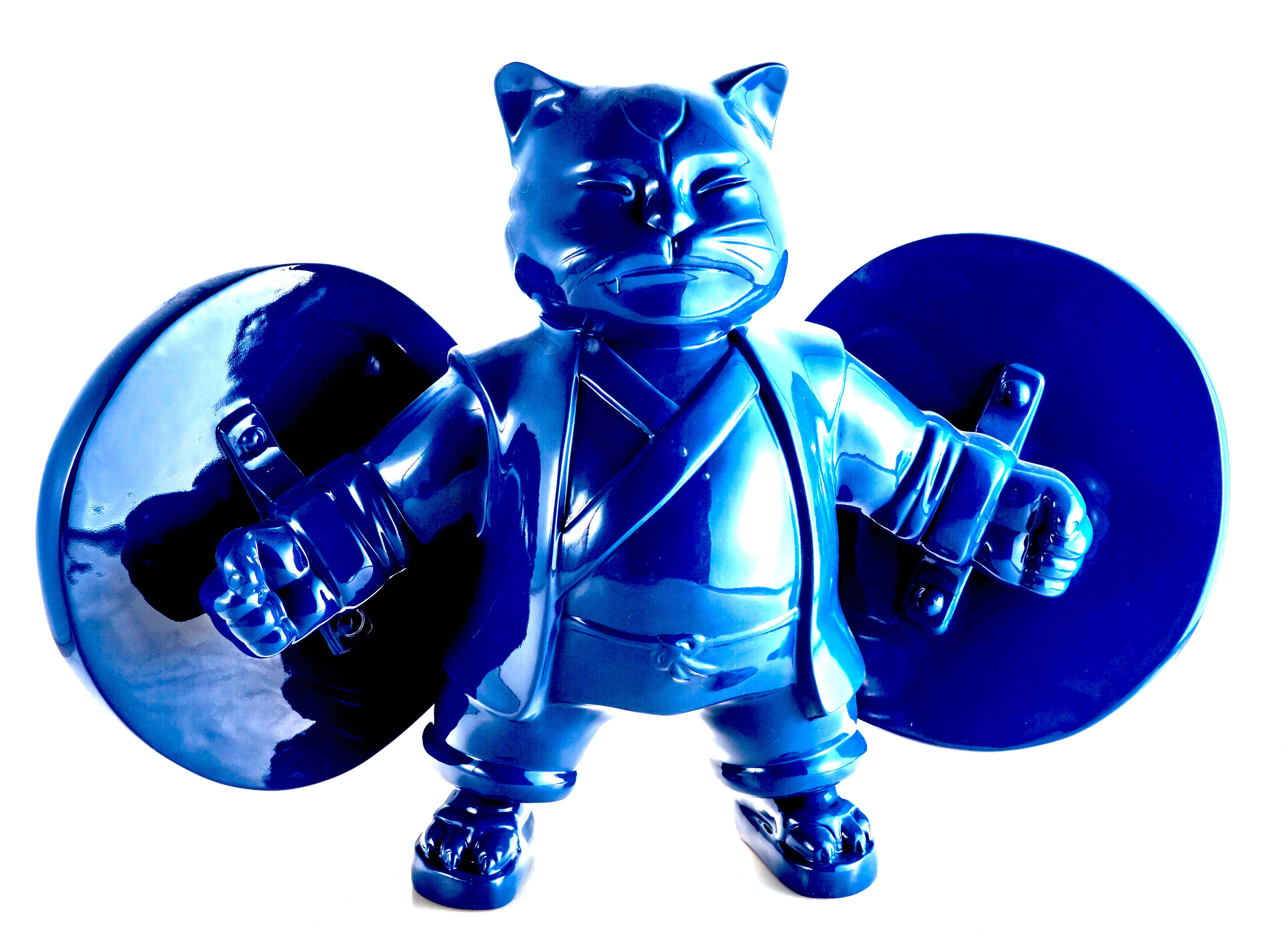 Commanding Warriorcat : Blu Eternal Vigil - Contemporary Sculpture by HIRO ANDO