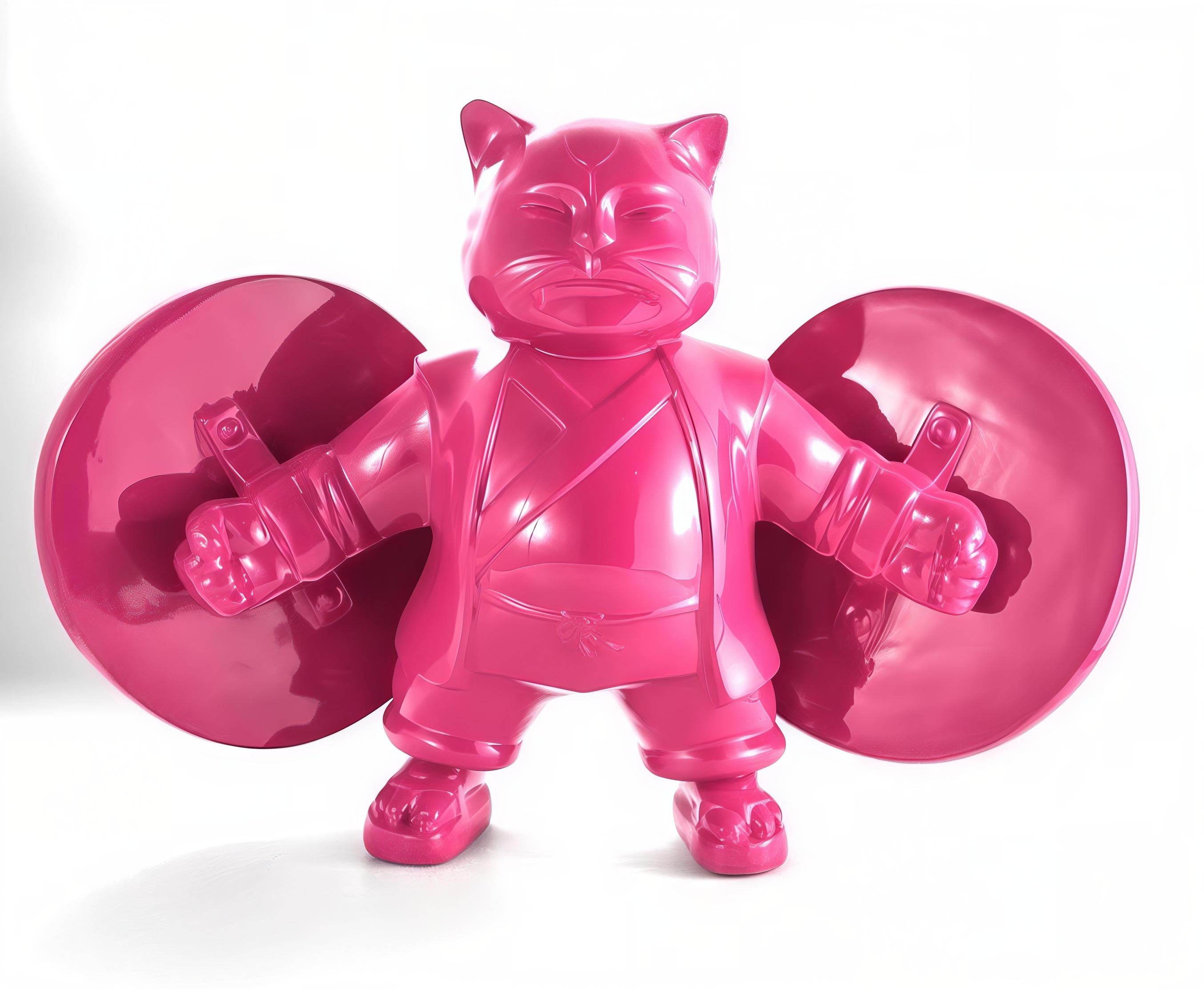 Commanding Warriorcat : Kitty Eternal Vigil - Contemporain Sculpture par HIRO ANDO