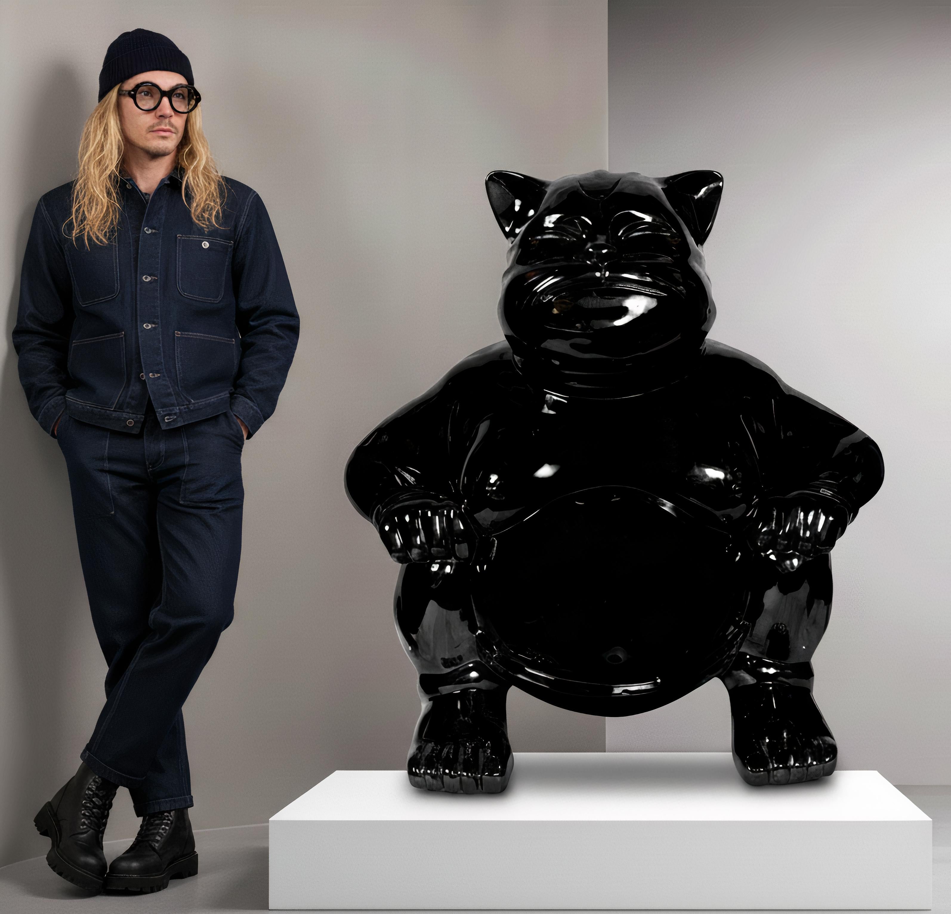 Grandiose Sumocat : Black Dance and Battles of Balance