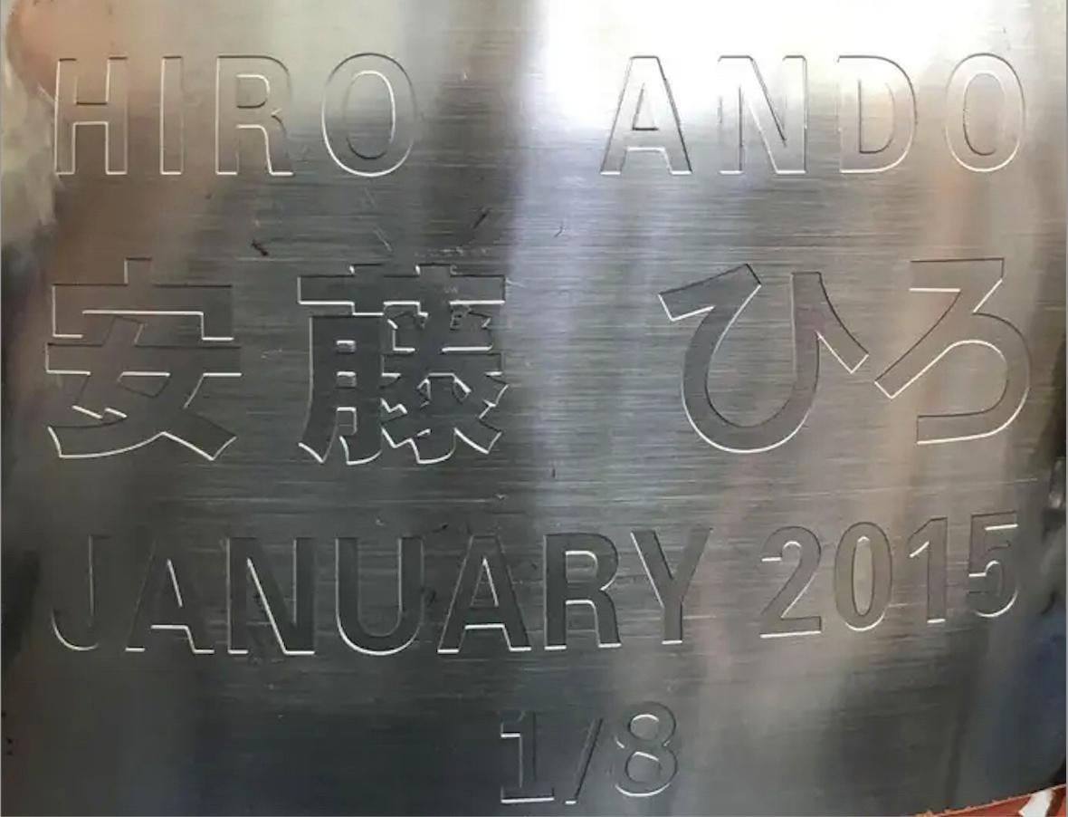 2015, 8 Editions
stainless steel polished and carved , painted & varnished.
31 1/2 × 29 1/2 × 39 2/5 in - 80 × 75 × 100 cm
The artwork is signed by the Artist , carved with edition number and date under the piece
The artwork come accompanied with a