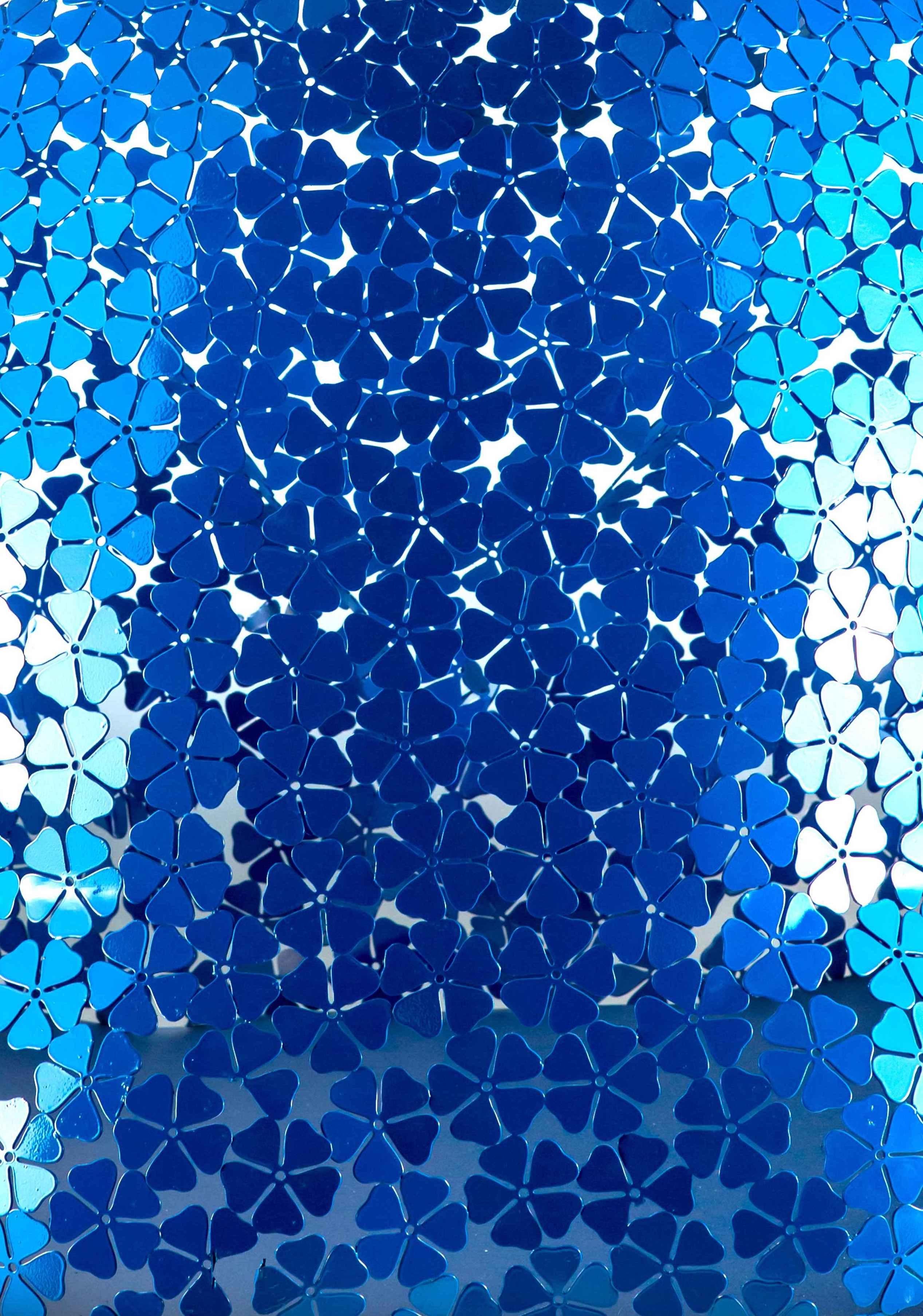 2015, 8 Ausgaben
Edelstahl geschnitzt, lackiert und lackiert
 39 2/5 × 35 2/5 × 35 2/5 Zoll - 100 × 90 × 90 cm
Das Kunstwerk ist vom Künstler signiert, mit Editionsnummer und Datum unter dem Stück eingraviert
Die Kunstwerke werden von einem