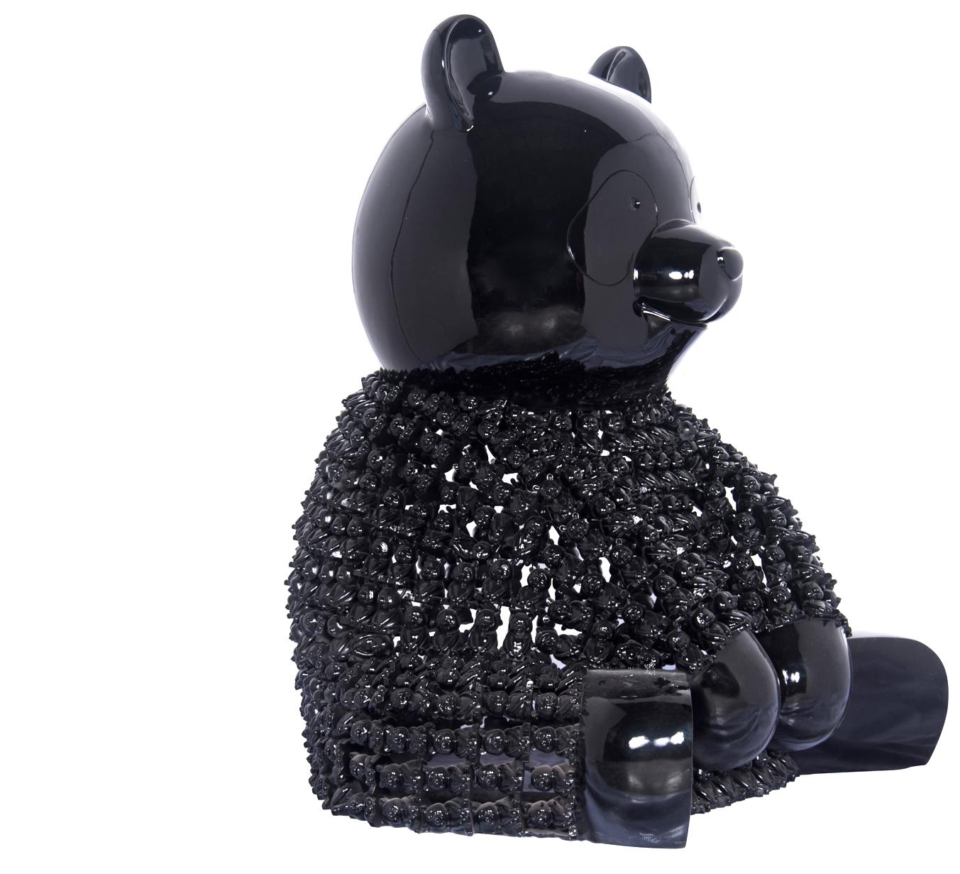 Pandason's Black: un balletto lillipuziano di meraviglie cromatiche in vendita 8