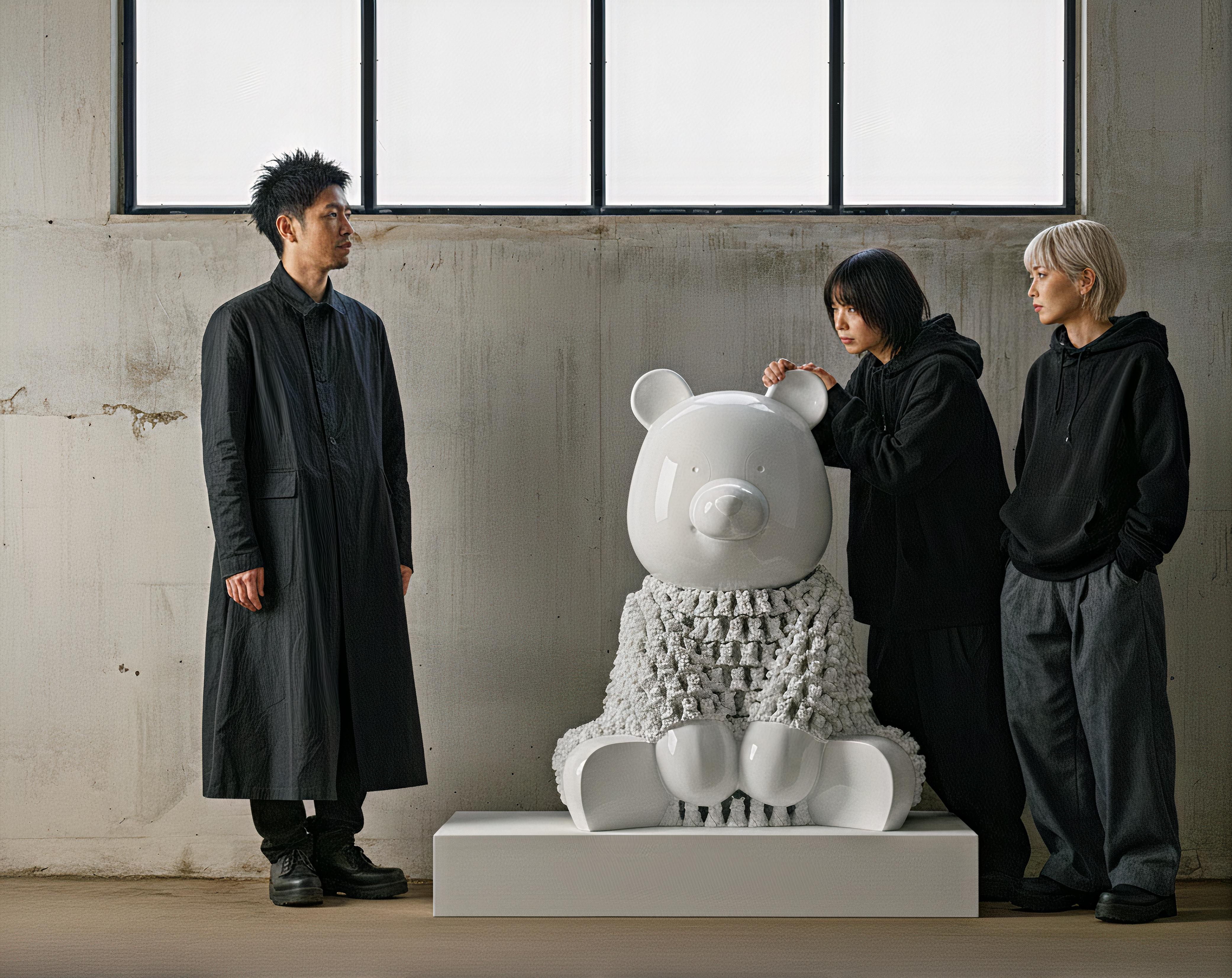 Pandason's White : Un balletto lillipuziano di meraviglie cromatiche in vendita 1