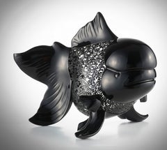Petite Nishikigoi Elegance in Metall Schwarz : Mizu no Kasai Whispers