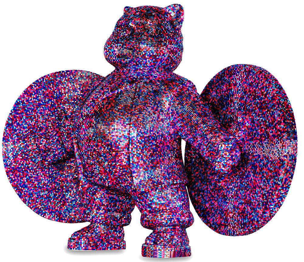 Roseate Sentinel: „Kriegerkäfer des Blush Crystal Guardian“ aus Kristall (Zeitgenössisch), Sculpture, von HIRO ANDO
