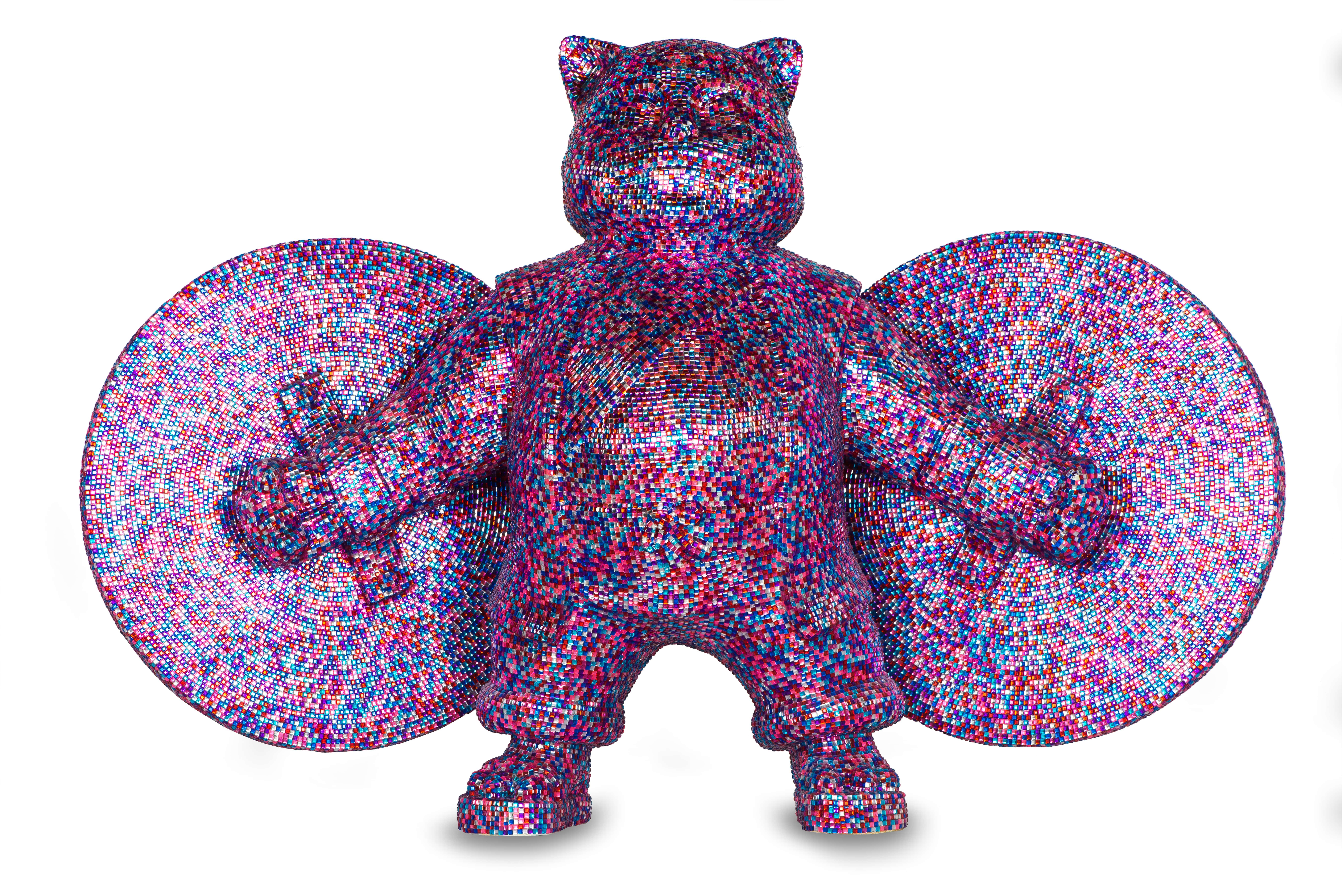 2011, 8 Ausgaben
mix media resinfiberglass and diamondsstrass
39 2/5 × 47 1/5 × 23 3/5 Zoll - 100 × 120 × 60 cm
Das Kunstwerk ist vom Künstler signiert, mit Editionsnummer und Datum unter dem Sockel eingraviert
Die Kunstwerke werden von einem