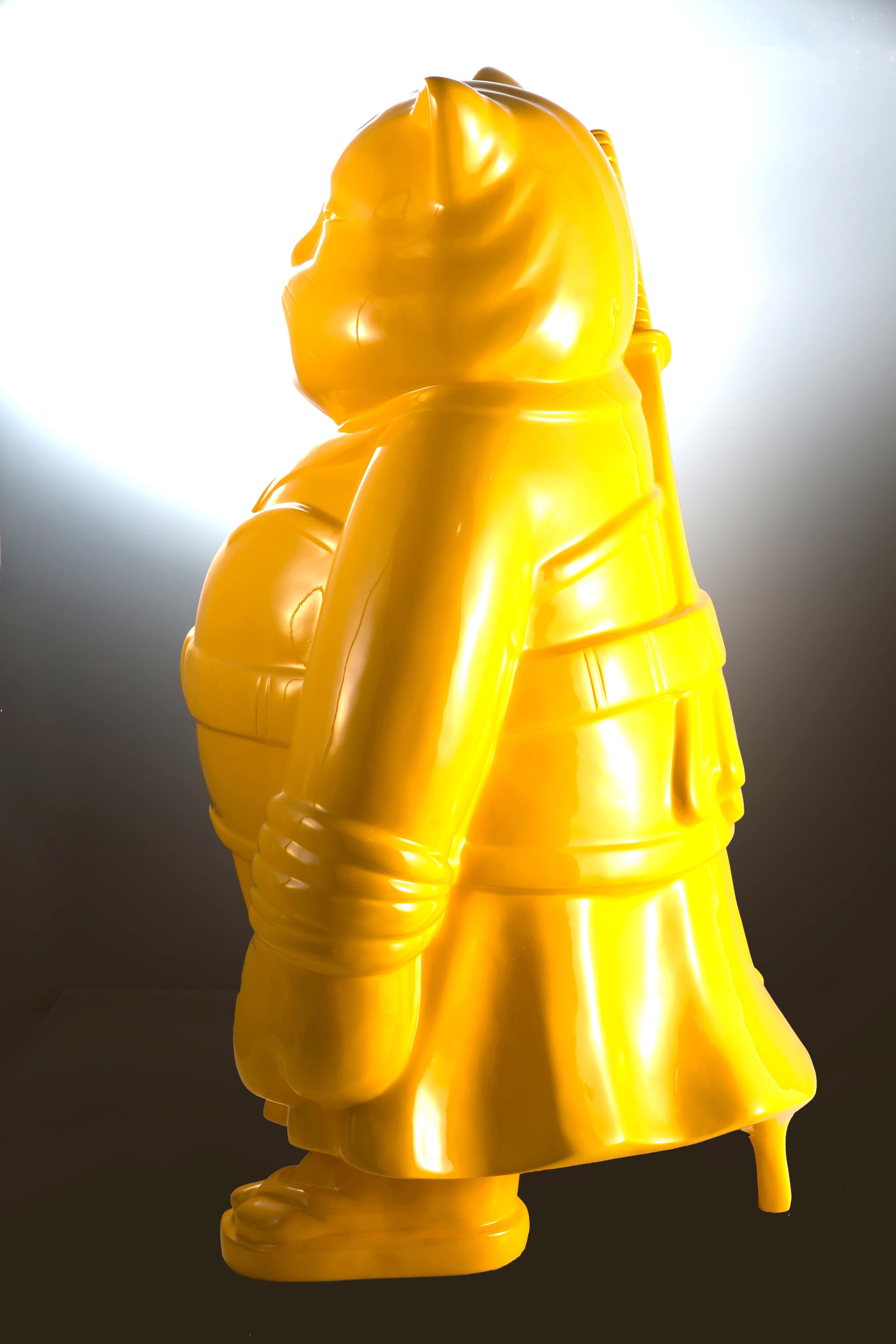 Mint condition
Shipped from France 
The artwork is dated, signed and numbered base of the sculpture ......./26
The artwork come accompanied with an original Certificate of Authenticity issued by the Studio of the Artist: CrazyNoodles and signed by