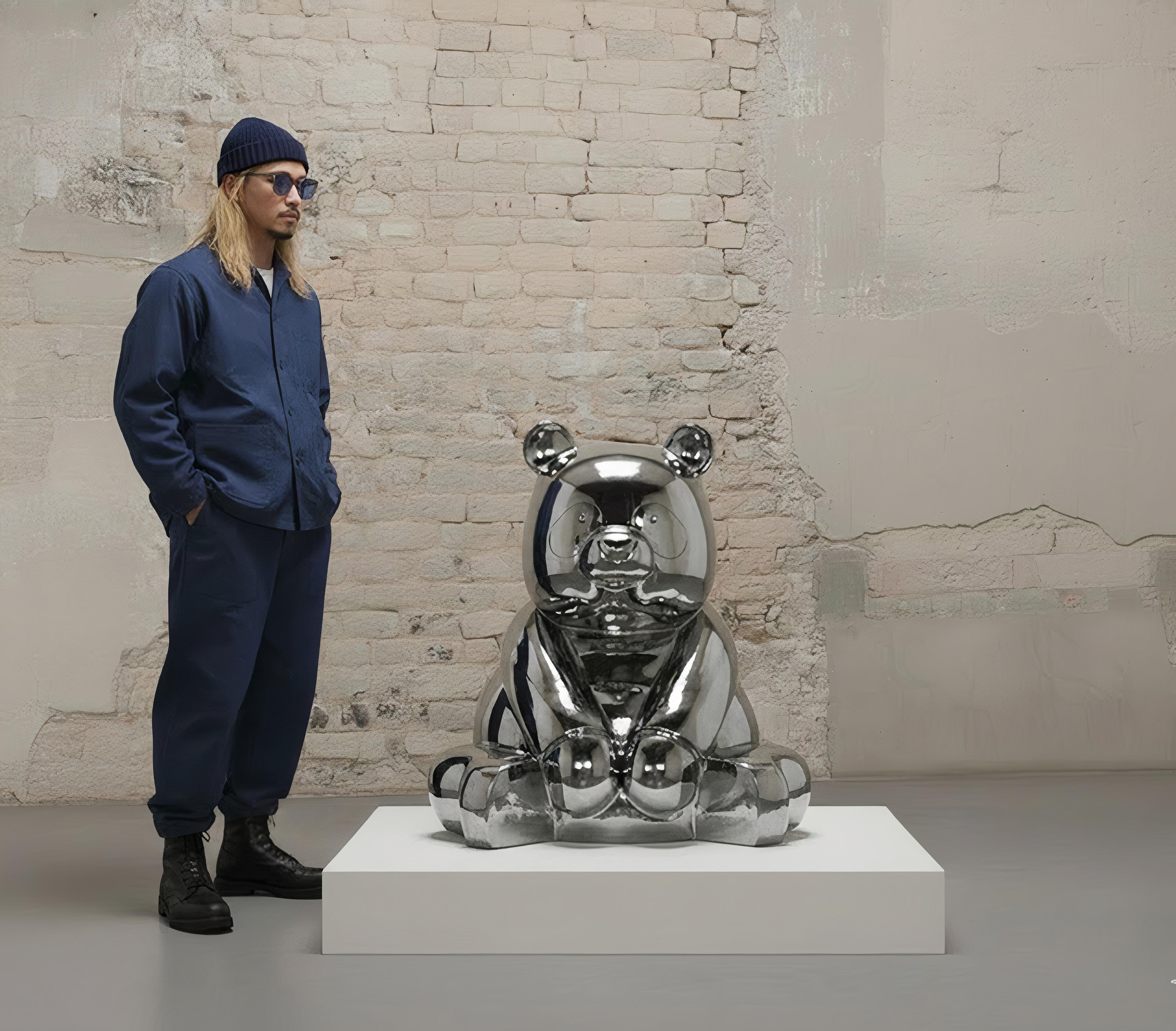 2011, 8 Edizioni
Acciaio inossidabile lucidato
39 2/5 × 35 2/5 × 35 2/5 in - 100 × 90 × 90 cm
L'opera è firmata dall'artista, incisa con numero di edizione e data sotto l'opera.
Le opere d'arte sono accompagnate da un Certificato di Autenticità