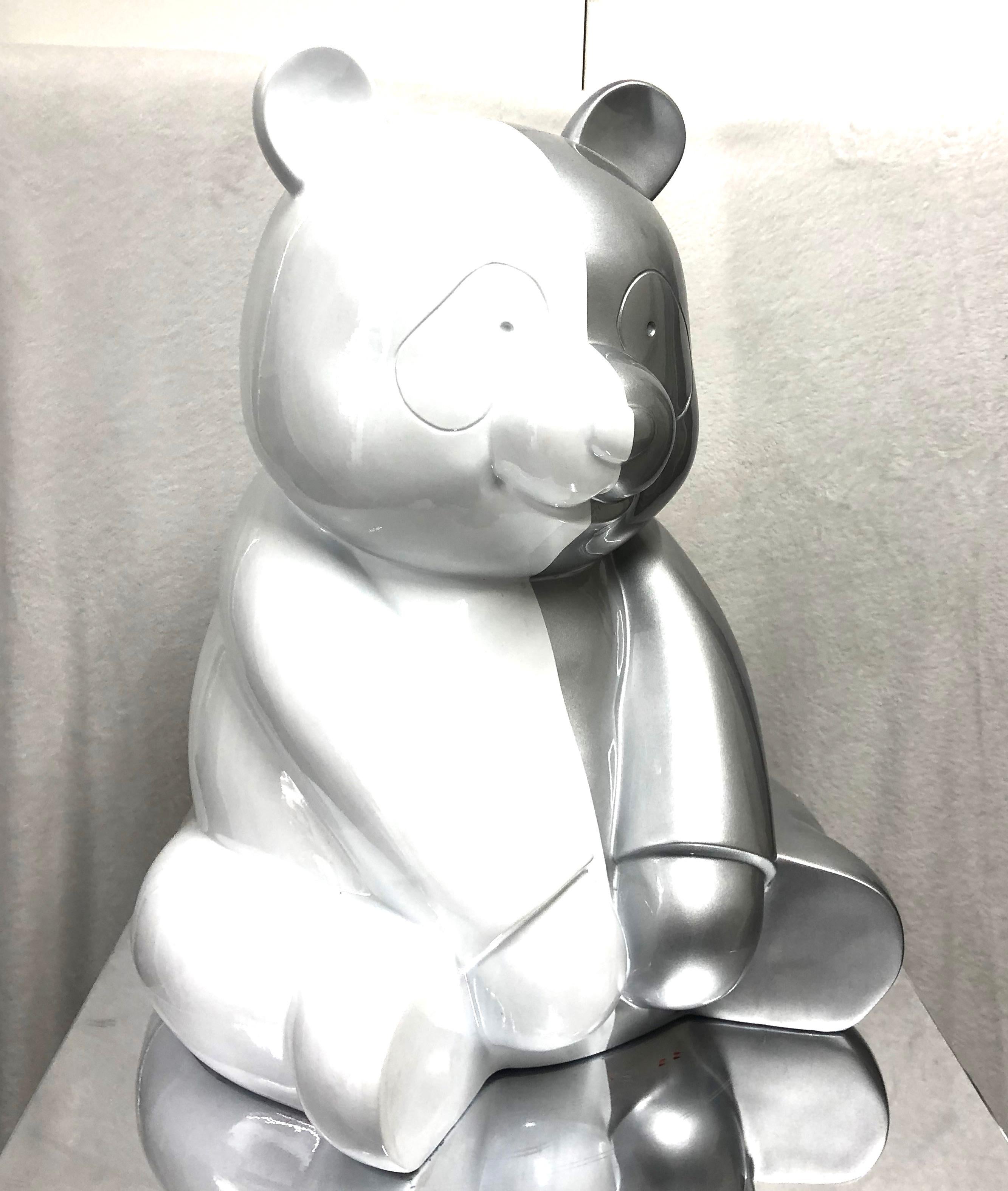 The United Pandasan  : Spectral Symmetry Silver & White - Contemporary Sculpture by HIRO ANDO