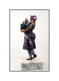 Hiro Yamagata Bronze Full Round Sculpture Shopper Signed Female Portrait Artwork