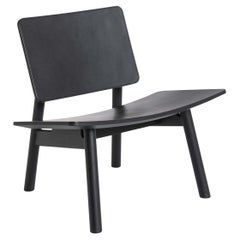 Hiroi Kleiner Sessel aus massivem schwarzem Eschenholz von Matěj Janský & Cyril Dunděra