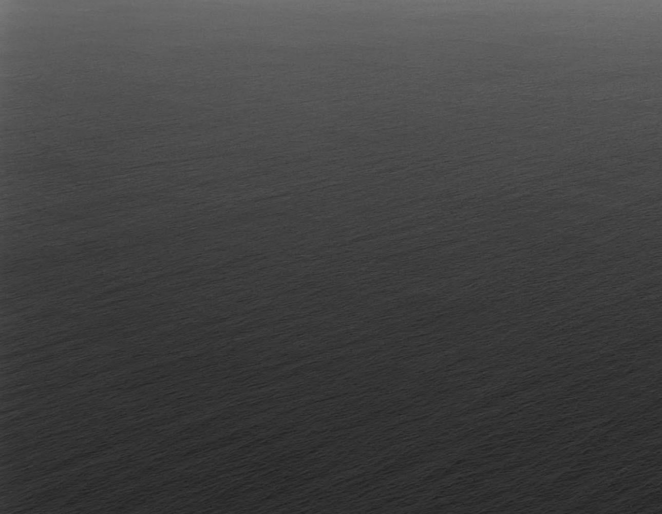 Paysage marin du Japon 310, Oki Hiroshi Sugimoto, Japon, Paysage marin, noir et blanc en vente 2