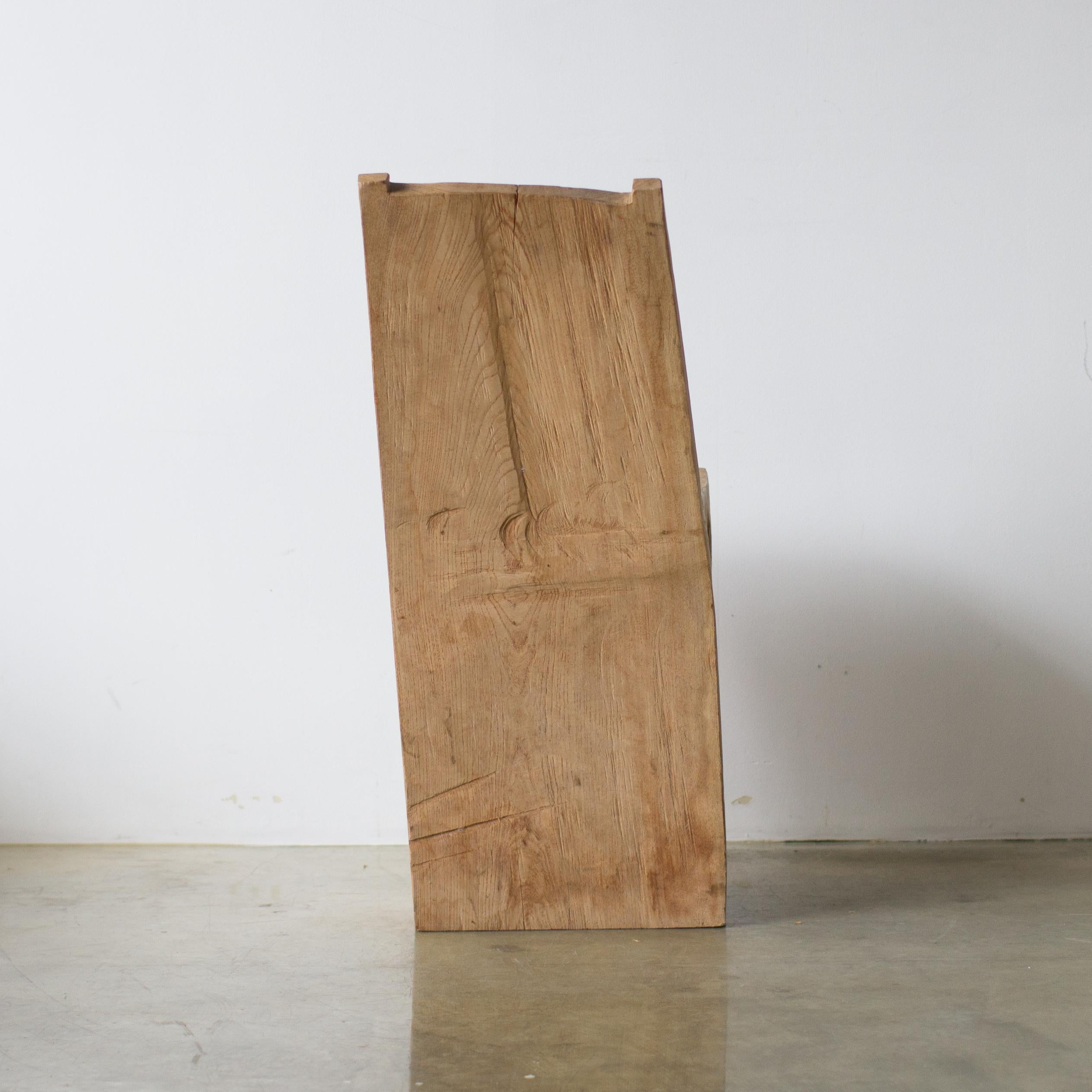 Tribale Hiroyuki Nishimura e Zogei Furniture Sedia scultorea in legno glamping in vendita