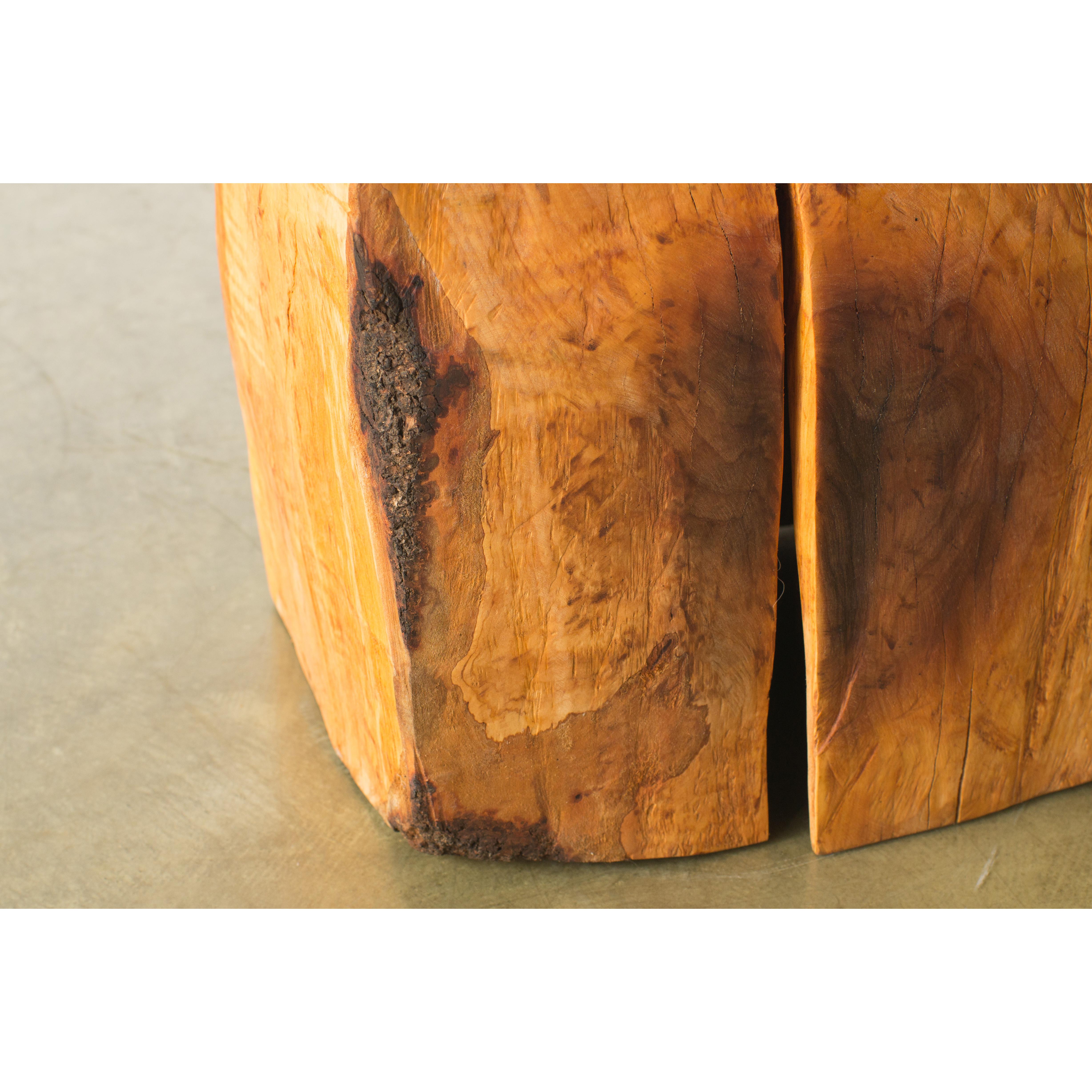 Tabouret sculptural Hiroyuki Nishimura et Zogei Furniture9 Tribal Glamping en vente 1