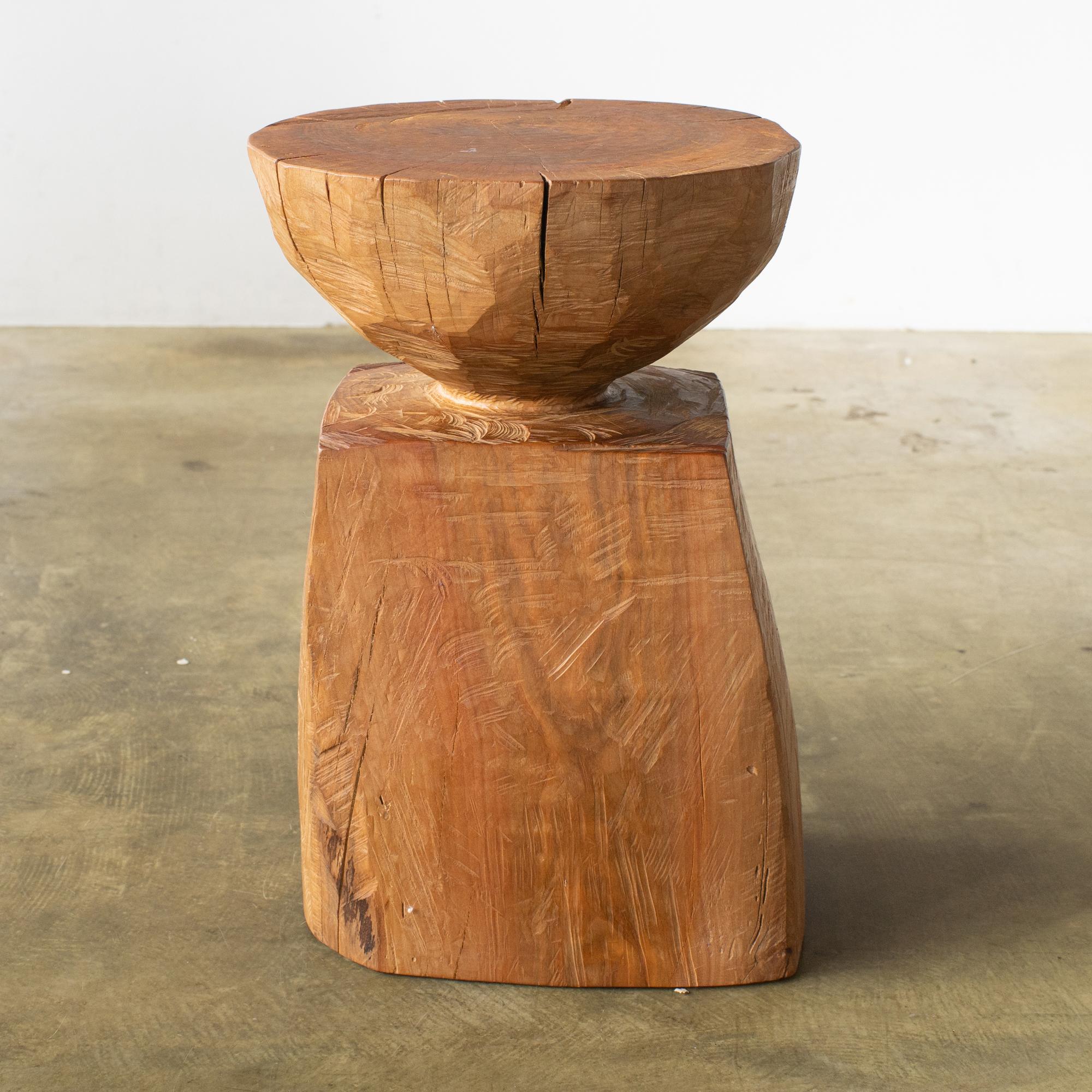 Name: Boy
Sculptural stool by Zogei carved furniture
Material: Cherry
This work is carved from log with some kinds of chainsaws.
Most of wood used for Nishimura's works are unable to use anything, these woods are unsuitable material for