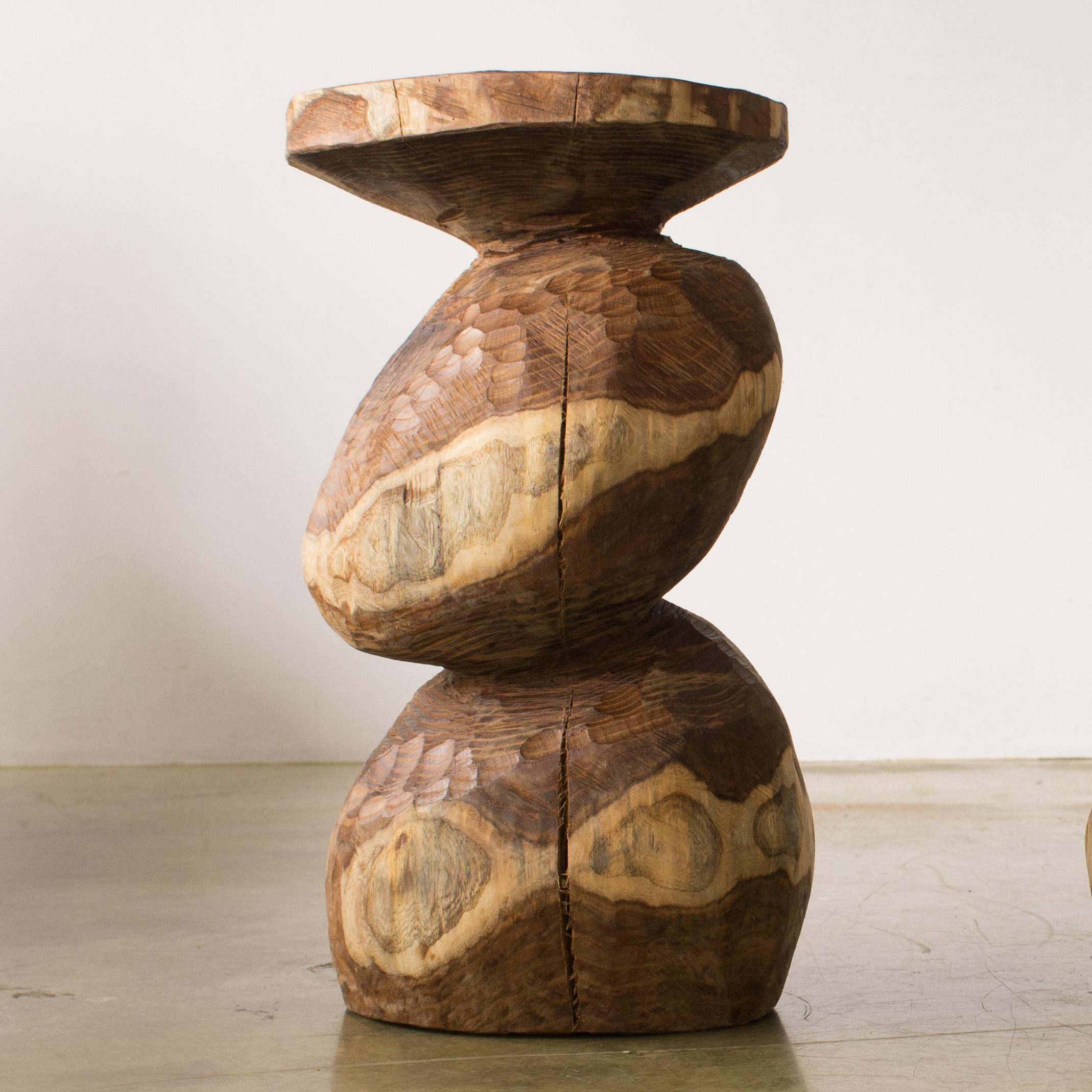 Name: Mamma
Sculptural stool by Hiroyuki Nishimura and zone carved furniture
Material: Walnut
This work is carved from log with some kinds of chainsaws.
Most of wood used for Nishimura's works are unable to use anything, these woods are