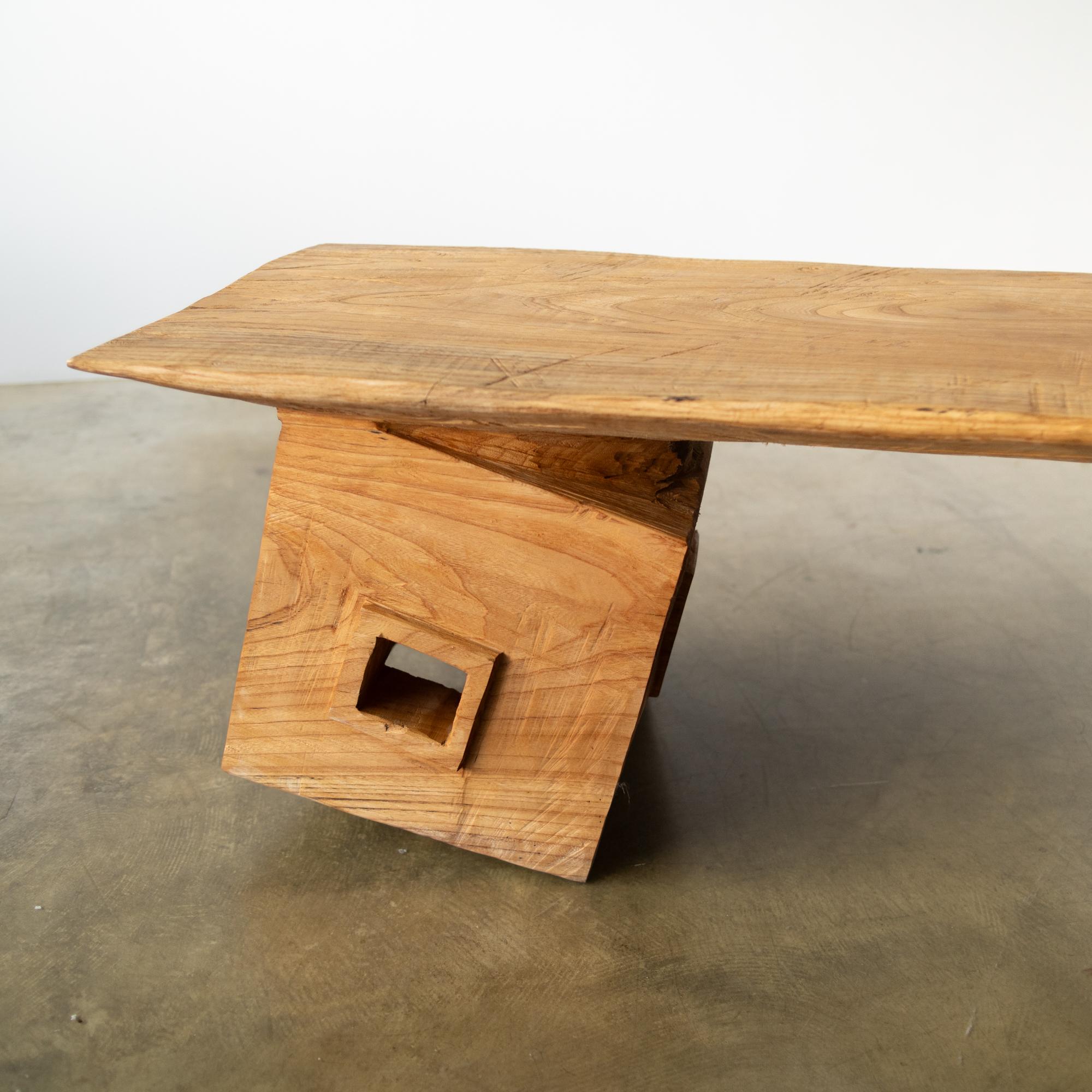 Skulpturale Bank Hiroyuki Nishimura im Stammesstil 1 (Holz) im Angebot