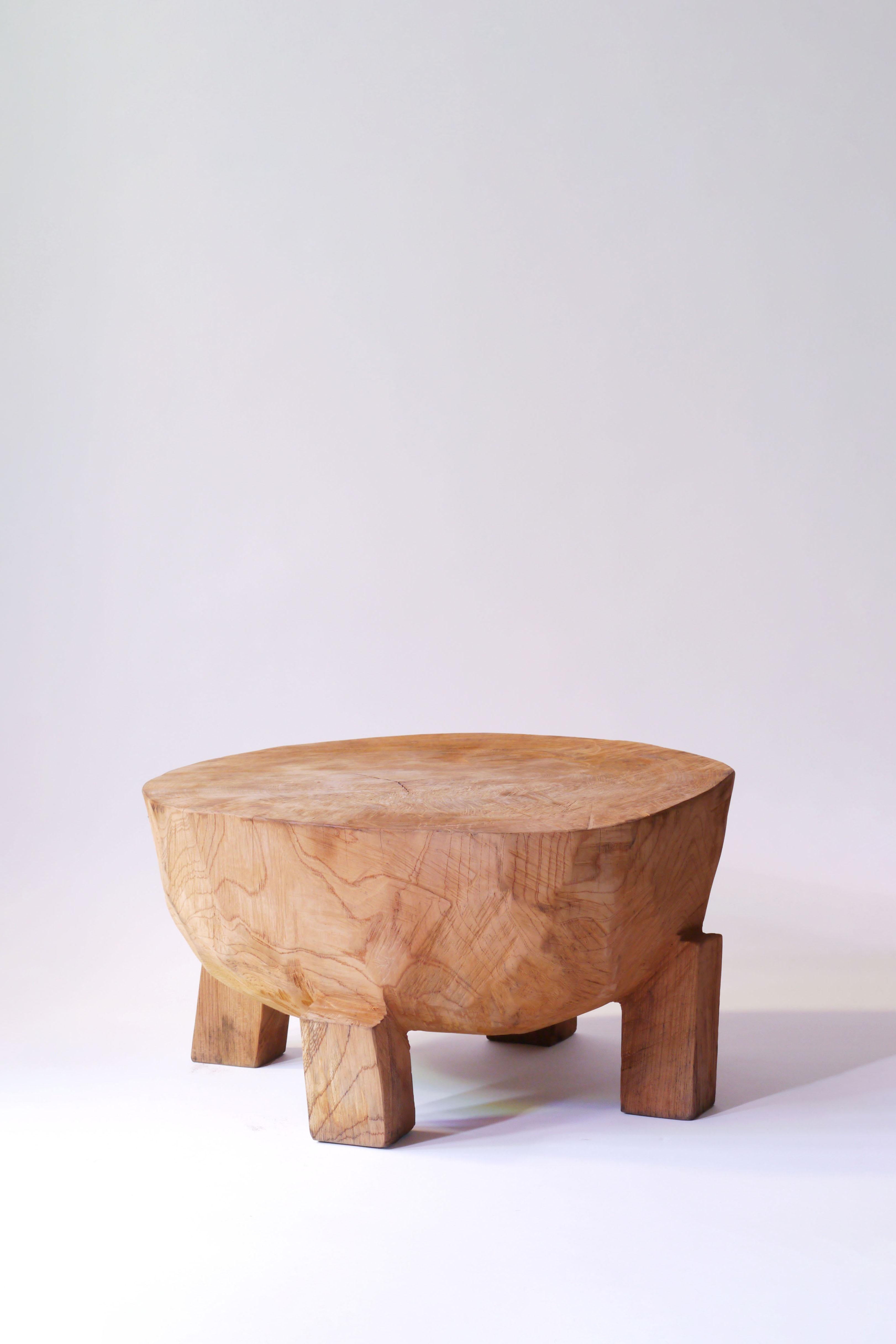 Mesa auxiliar escultórica Daifuku de Hiroyuki Nishimura Tribal en venta