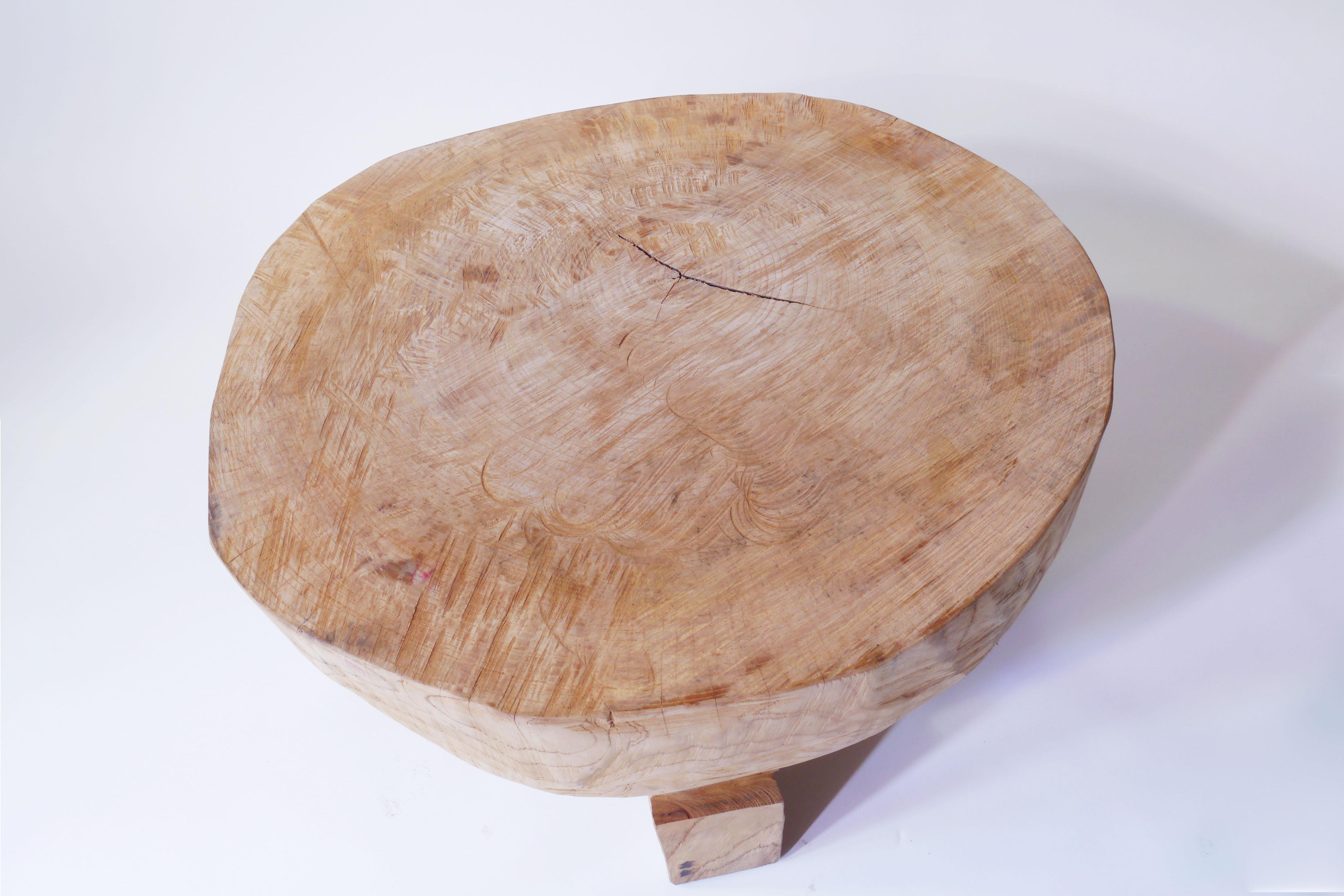 Mesa auxiliar escultórica Daifuku de Hiroyuki Nishimura Siglo XXI y contemporáneo en venta