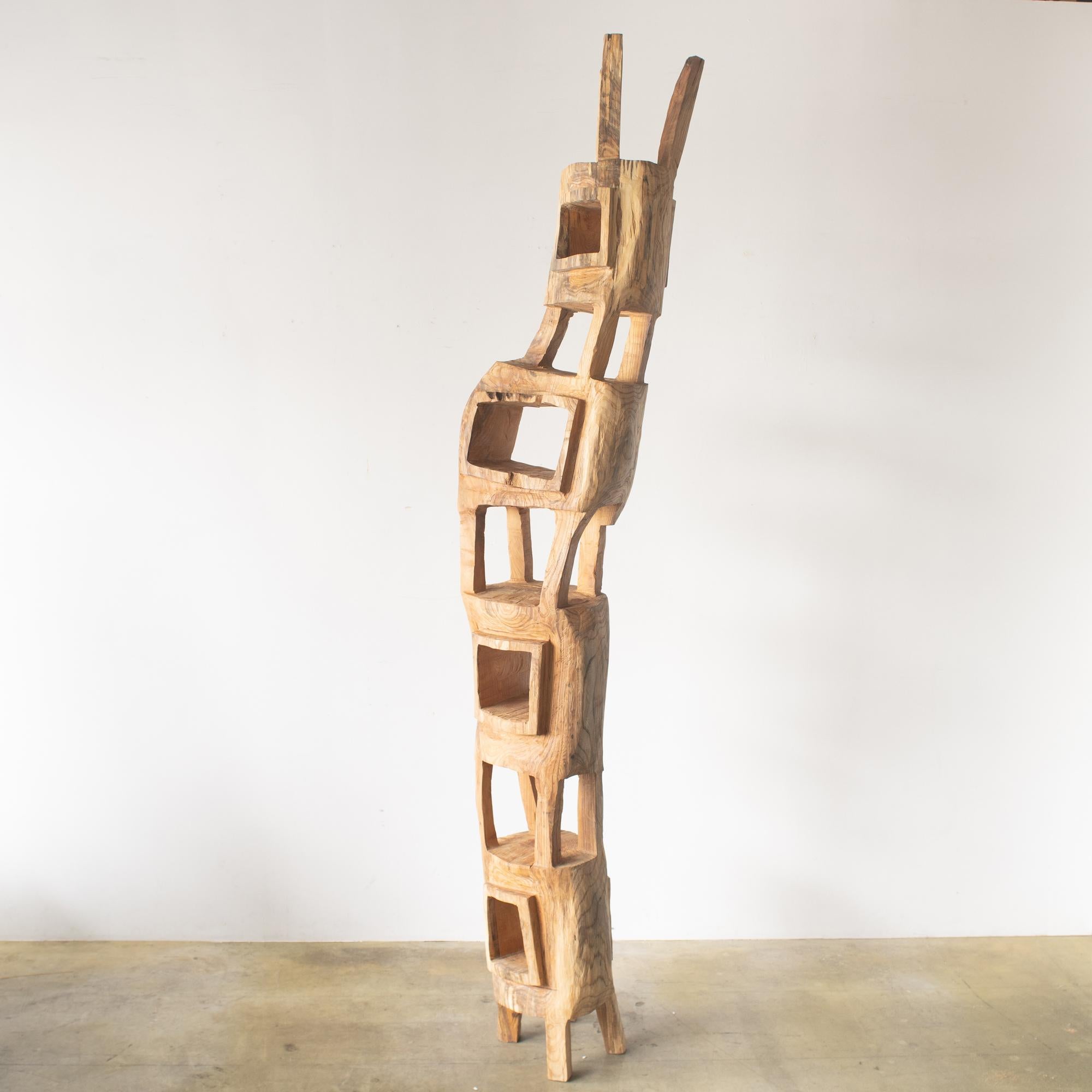 Televisole Tower
Sculpture by Hiroyuki Nishimura.
Material Zelkova
This work is carved from log with some kinds of chainsaws.
Most of wood used for his works are unable to use anything, these woods are unsuitable material for furniture, or